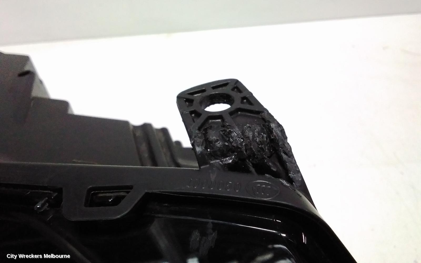 LAND ROVER RANGEROVER SPORT RIGHT HEADLAMP, L494, BI-XENON TYPE, HSE, 06/2013 - 10/2017