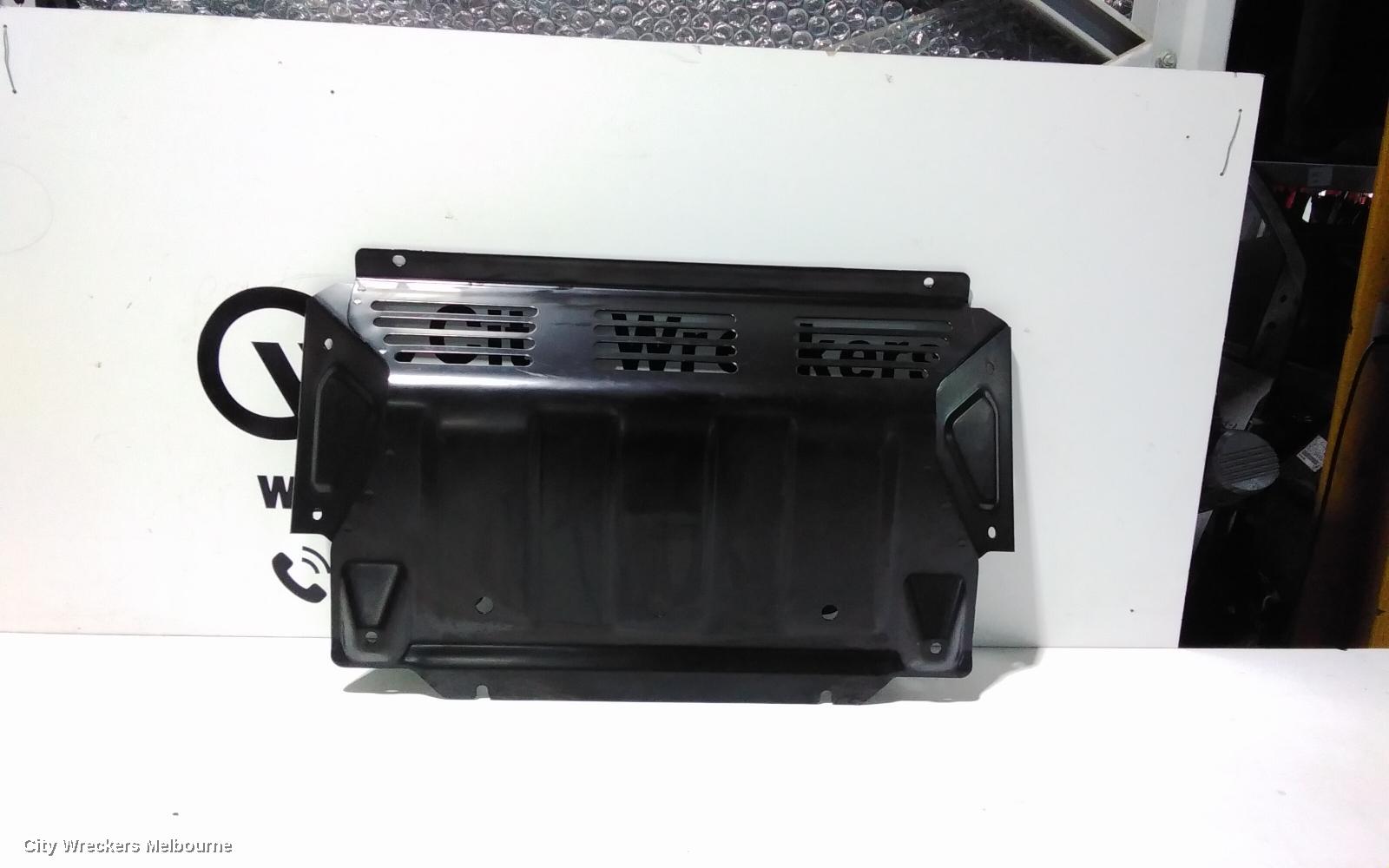 MITSUBISHI TRITON ENGINE COVER, DIESEL, 2.4, 4N15, MQ-MR, 04/2015 ONWARDS