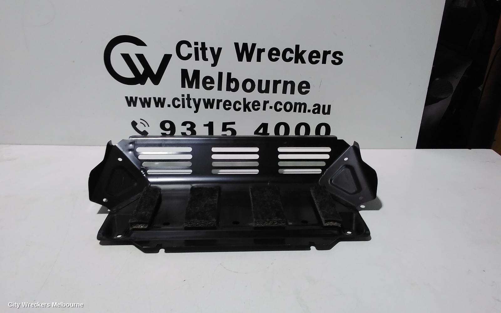 MITSUBISHI TRITON ENGINE COVER, DIESEL, 2.4, 4N15, MQ-MR, 04/2015 ONWARDS