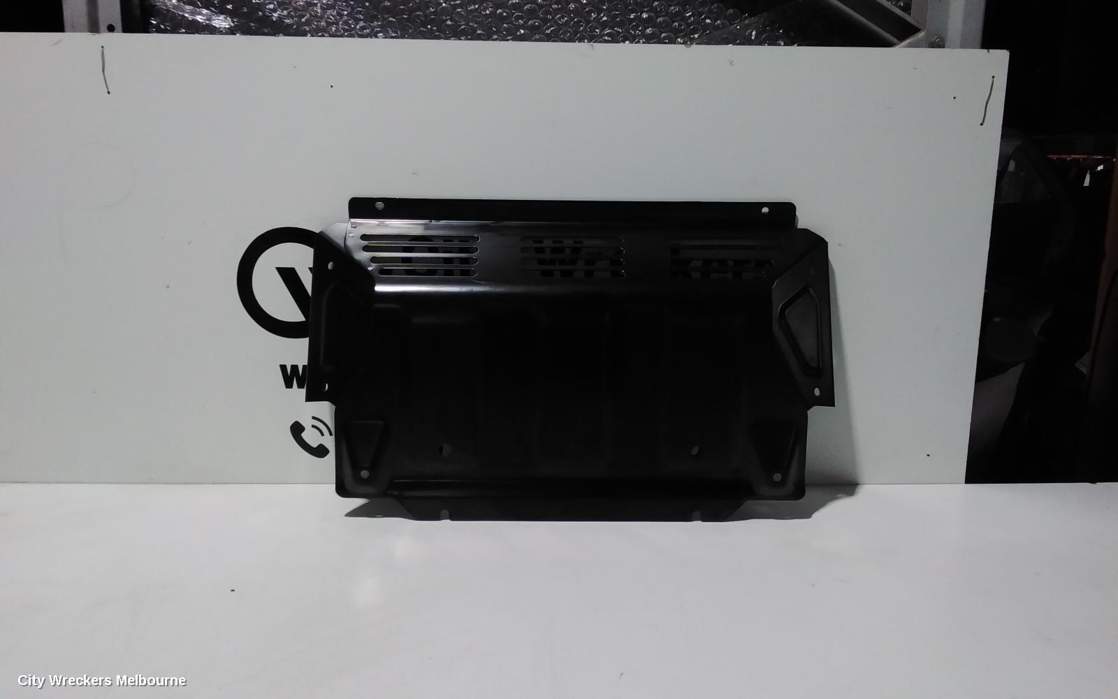 MITSUBISHI TRITON ENGINE COVER, DIESEL, 2.4, 4N15, MQ-MR, 04/2015 ONWARDS