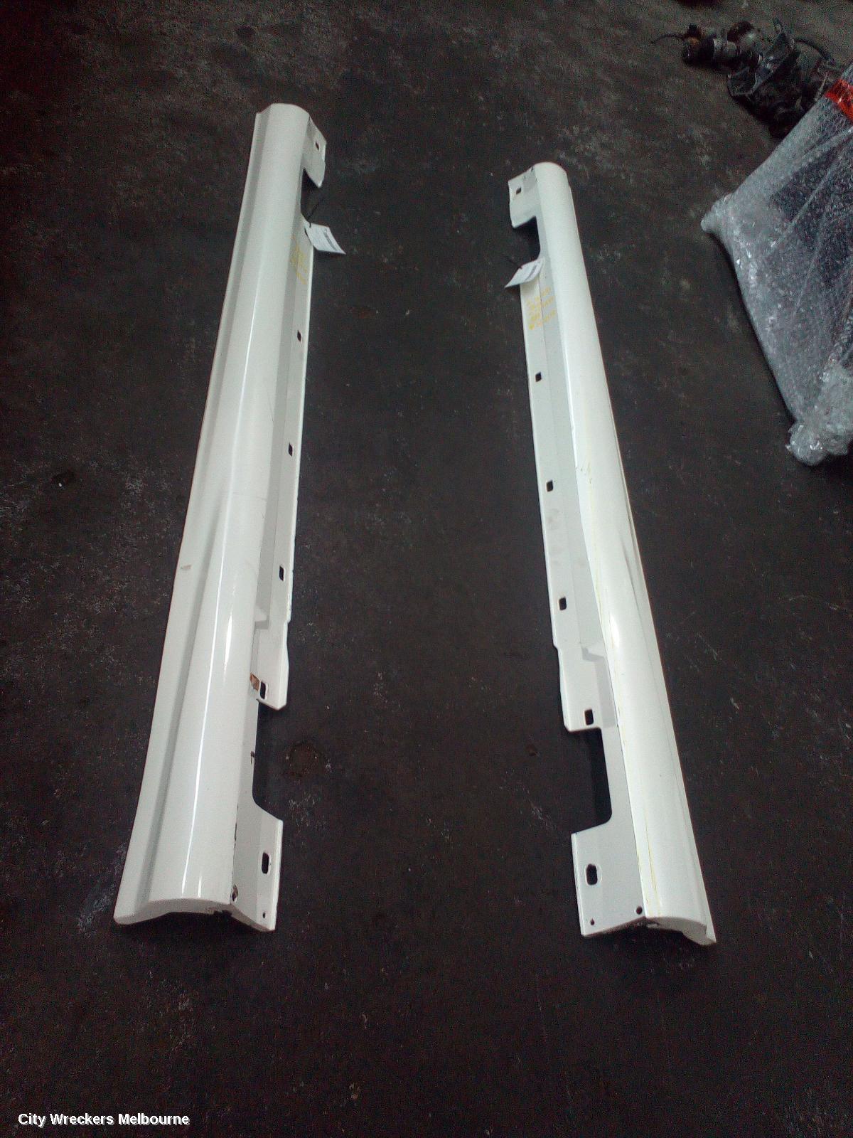 MERCEDES C CLASS SIDE STEP/SKIRT, W204/S204/C204, RH SIDE, 05/2011 - 01/2015