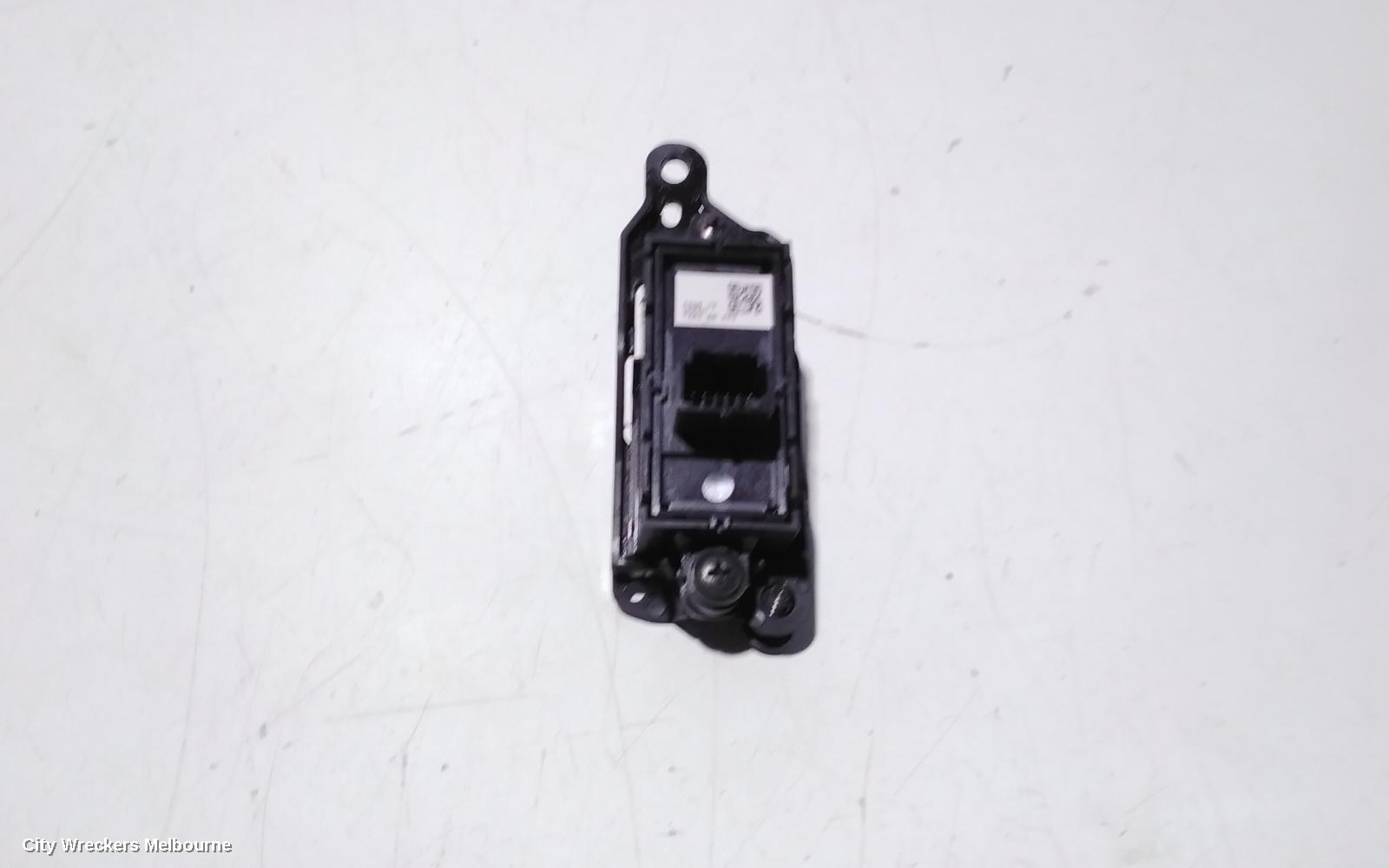 MAZDA CX9 HANDBRAKE LEVER, TC, 07/2016 - 12/2024