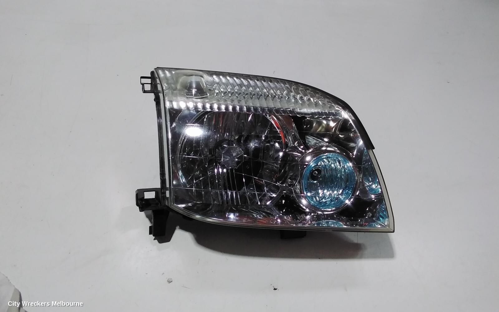 NISSAN XTRAIL RIGHT HEADLAMP, T30, BLUE LENS TYPE, 10/2001 - 09/2007