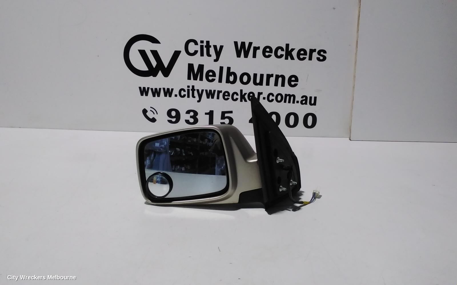 NISSAN XTRAIL LEFT DOOR MIRROR, T30, 3 WIRE TYPE, 10/2001 - 09/2007
