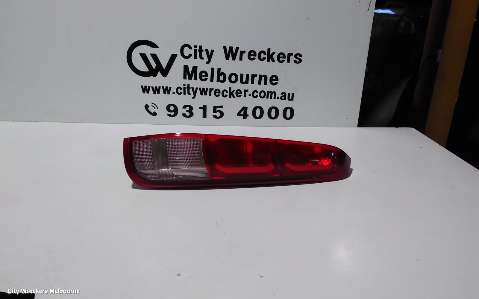 NISSAN XTRAIL RIGHT TAILLIGHT, T30, ST/ST-S/ST-X/TI/TI-L, 11/2003 - 09/2007