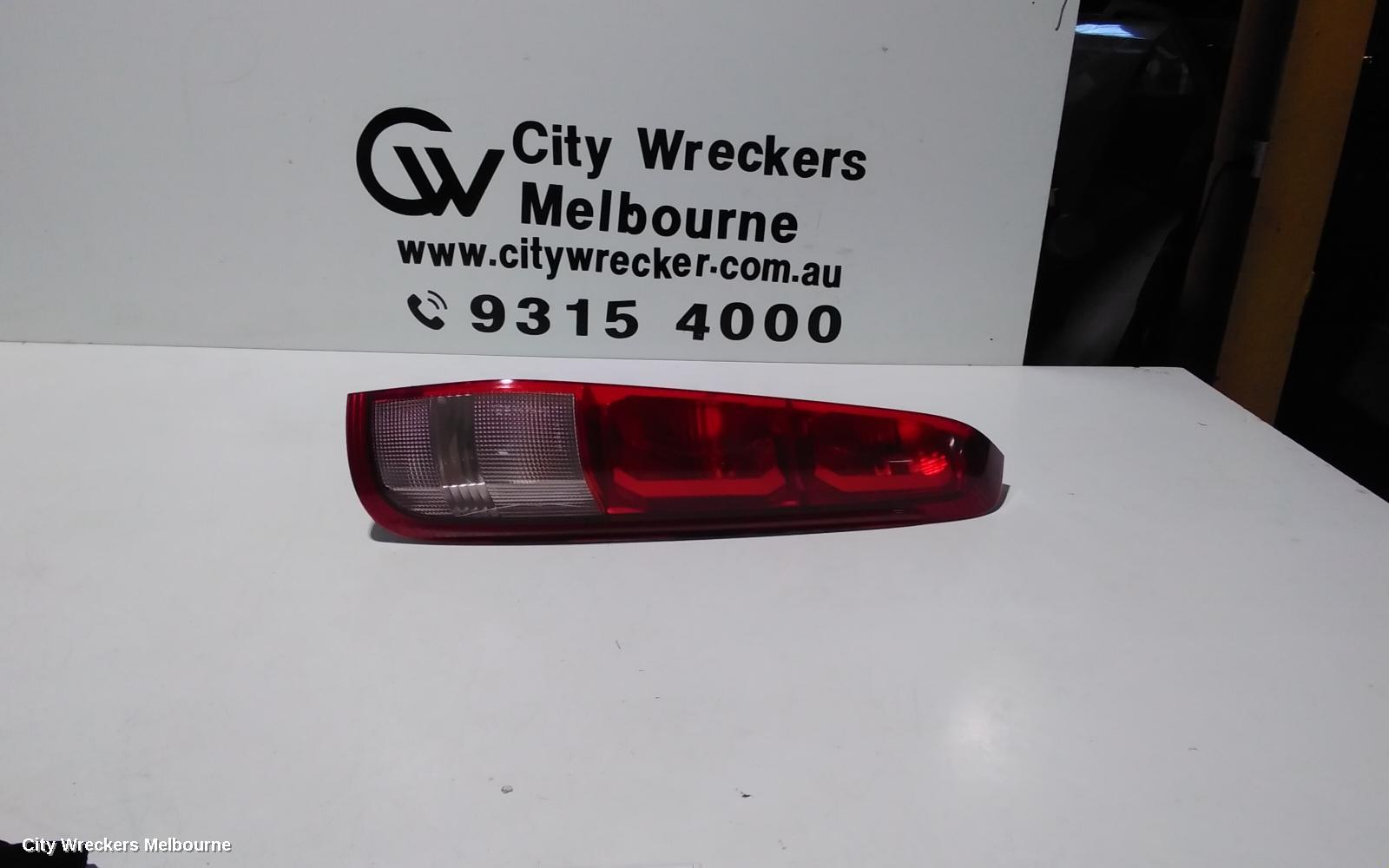 NISSAN XTRAIL RIGHT TAILLIGHT, T30, ST/ST-S/ST-X/TI/TI-L, 11/2003 - 09/2007