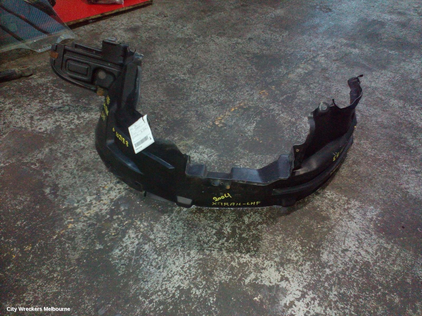 NISSAN XTRAIL LEFT GUARD LINER, T30, 11/2003 - 09/2007