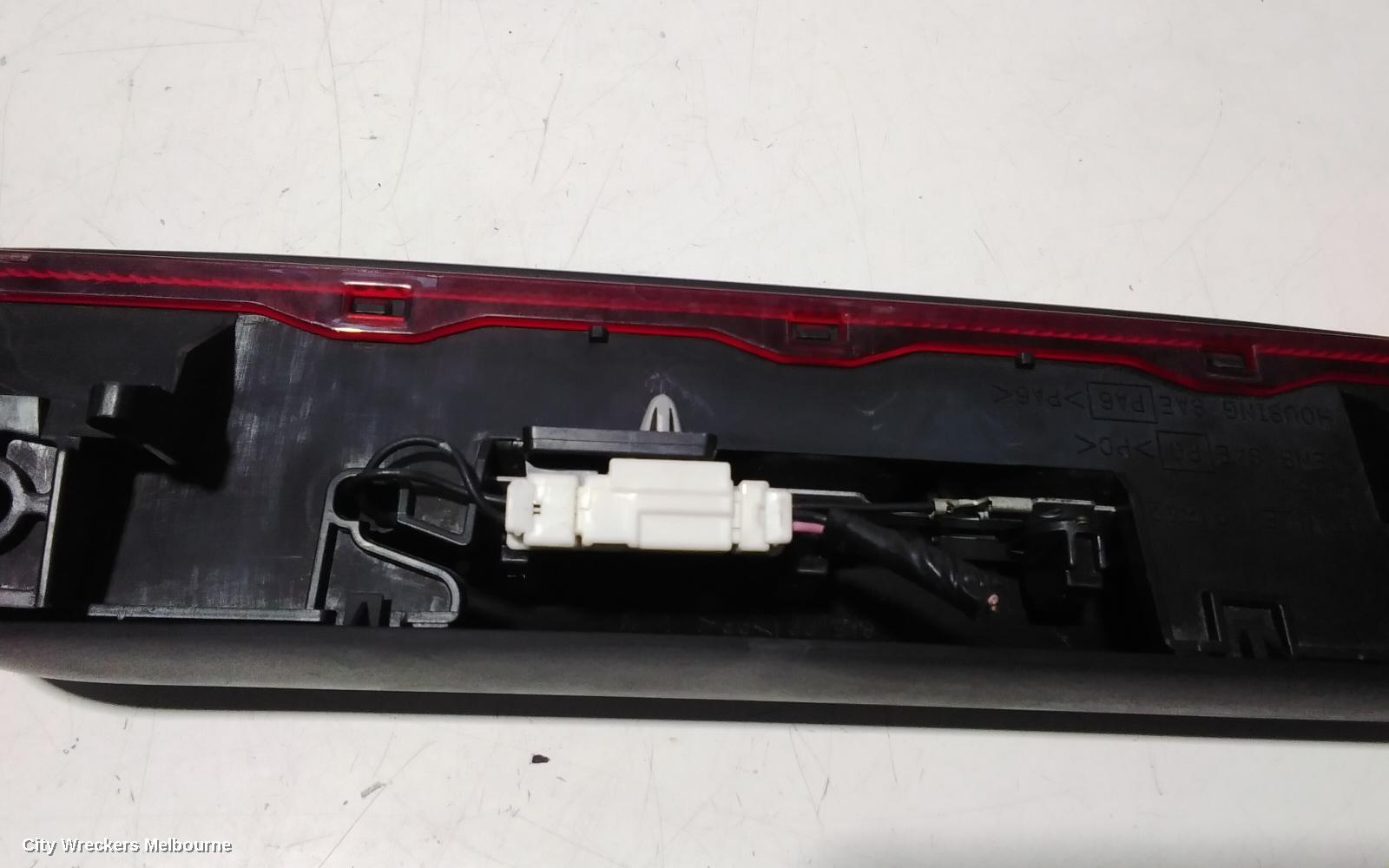 NISSAN XTRAIL HIGH LEVEL STOPLIGHT, T30, 10/2001 - 09/2007