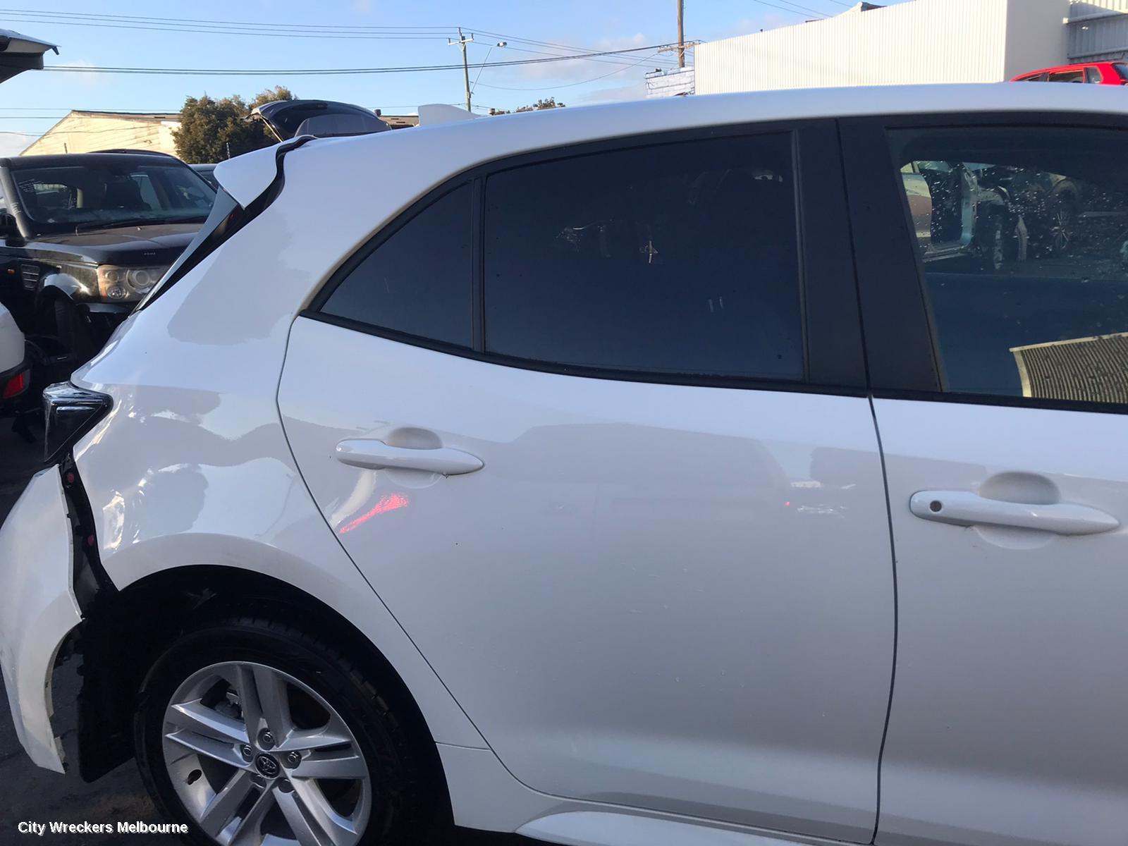 TOYOTA COROLLA BADGE, E210, 07/2018 ONWARDS