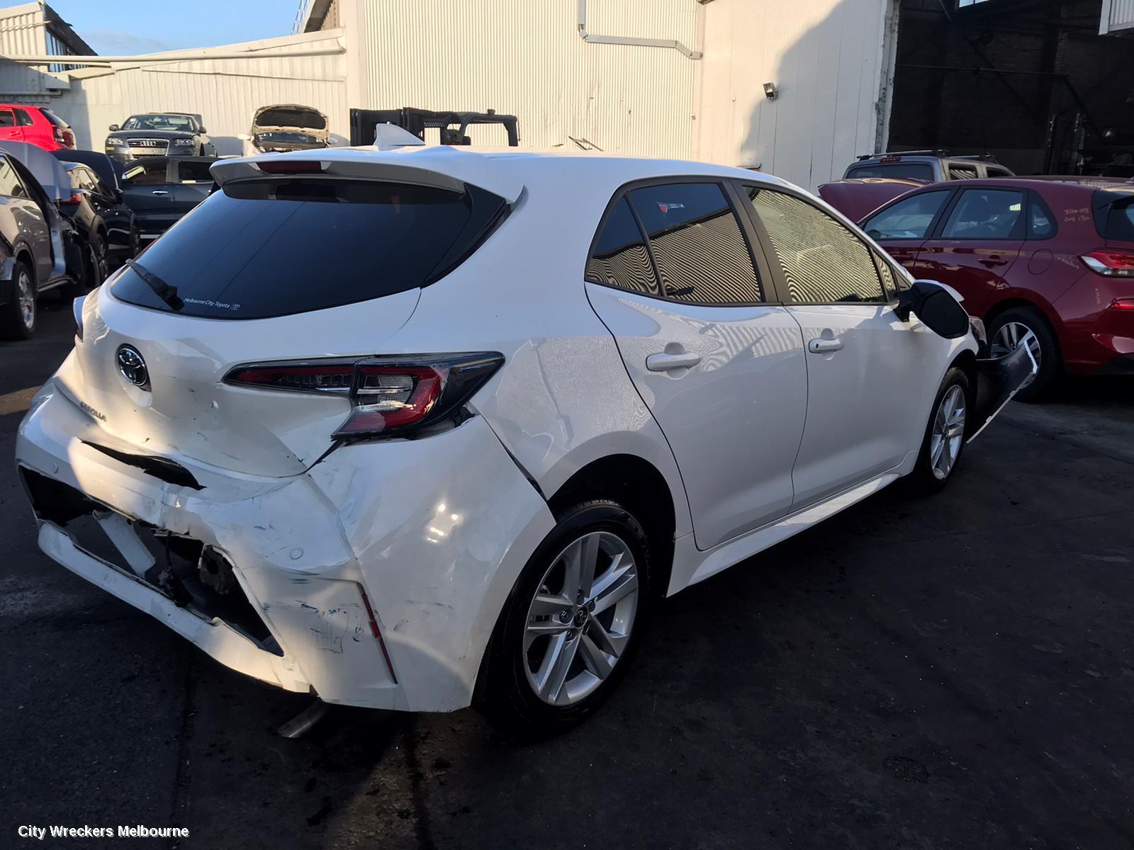 TOYOTA COROLLA BADGE, E210, 07/2018 ONWARDS