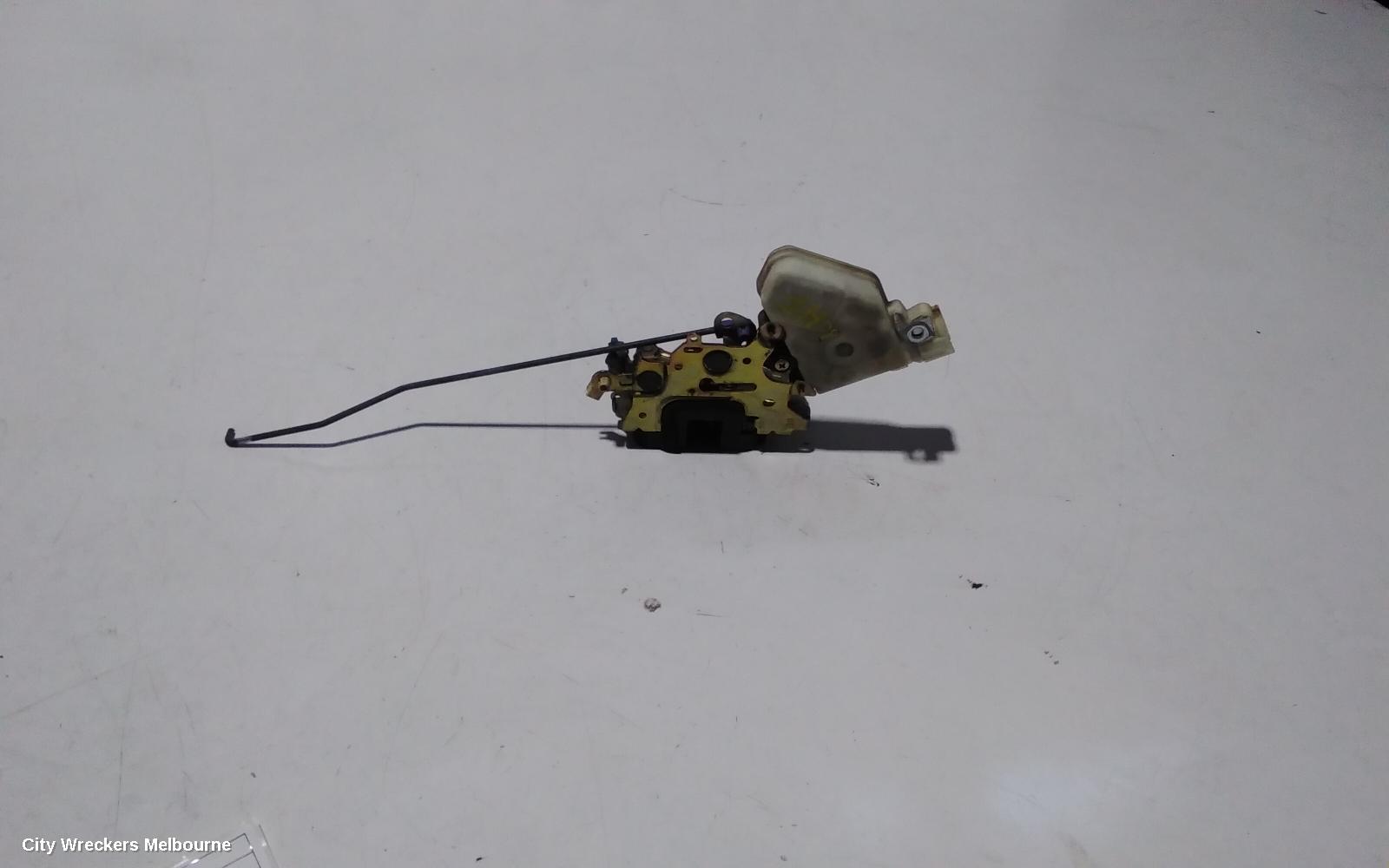 NISSAN XTRAIL DOOR/BOOT/GATE LOCK, LEFT FRONT DOOR LOCK, T30, 10/2001 - 09/2007