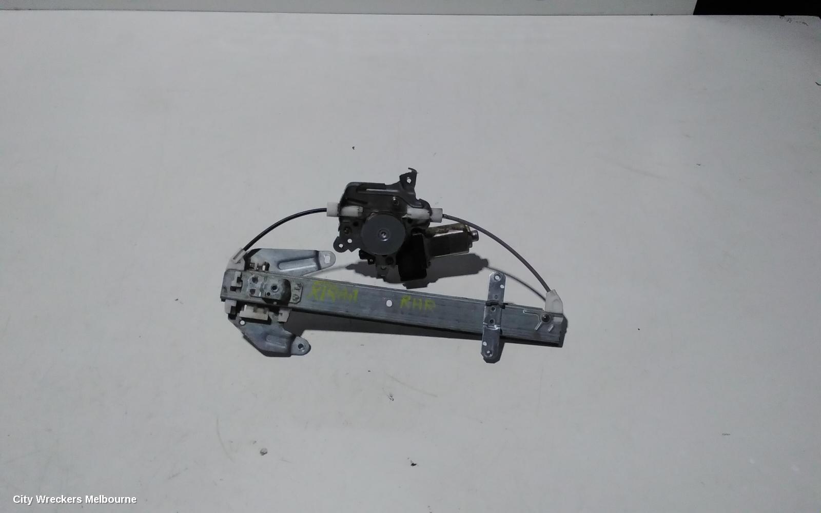 NISSAN XTRAIL RIGHT REAR WND REG/MOTOR, T30, POWER, 10/2001 - 09/2007