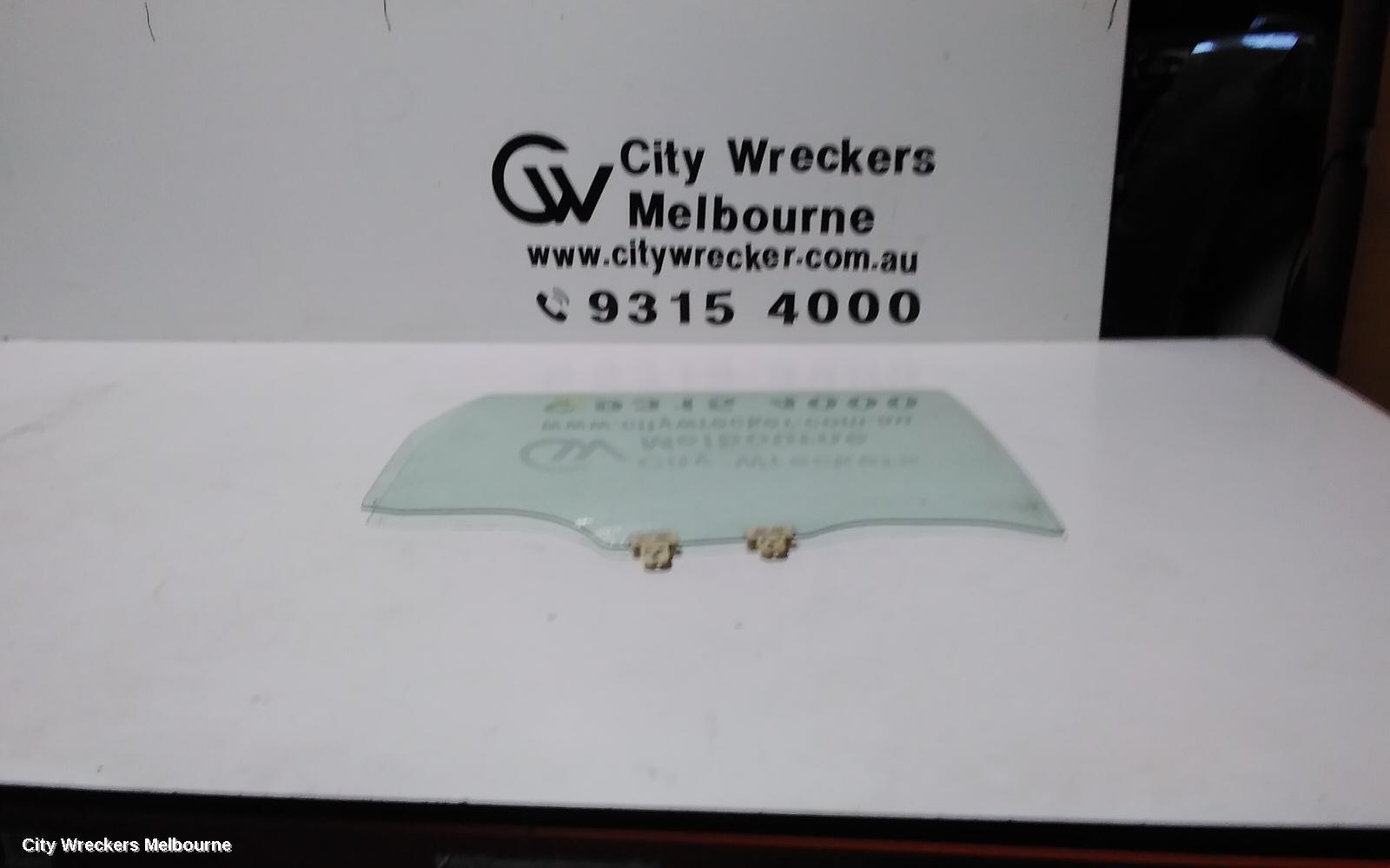 NISSAN XTRAIL RIGHT REAR DOOR WINDOW, T30, 10/2001 - 09/2007