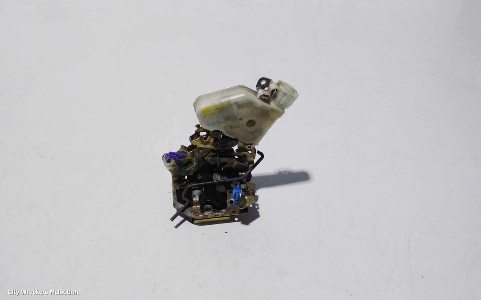NISSAN XTRAIL DOOR/BOOT/GATE LOCK, RIGHT REAR DOOR LOCK, T30, 10/2001 - 09/2007
