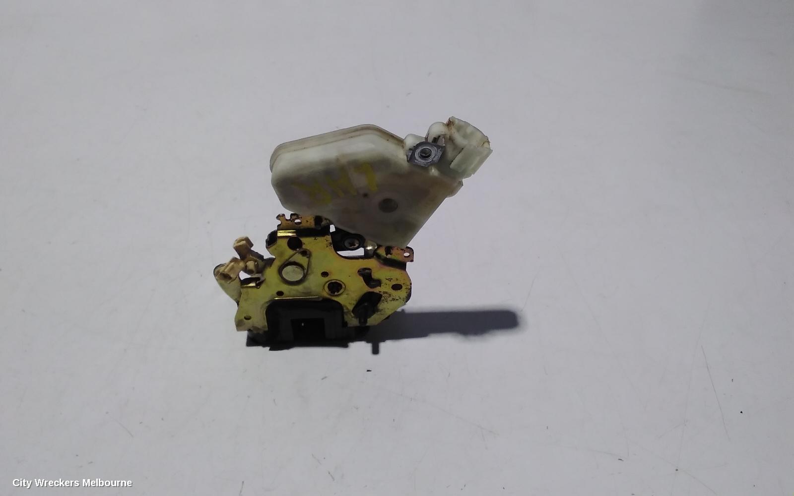NISSAN XTRAIL DOOR/BOOT/GATE LOCK, LEFT REAR DOOR LOCK, T30, 10/2001 - 09/2007