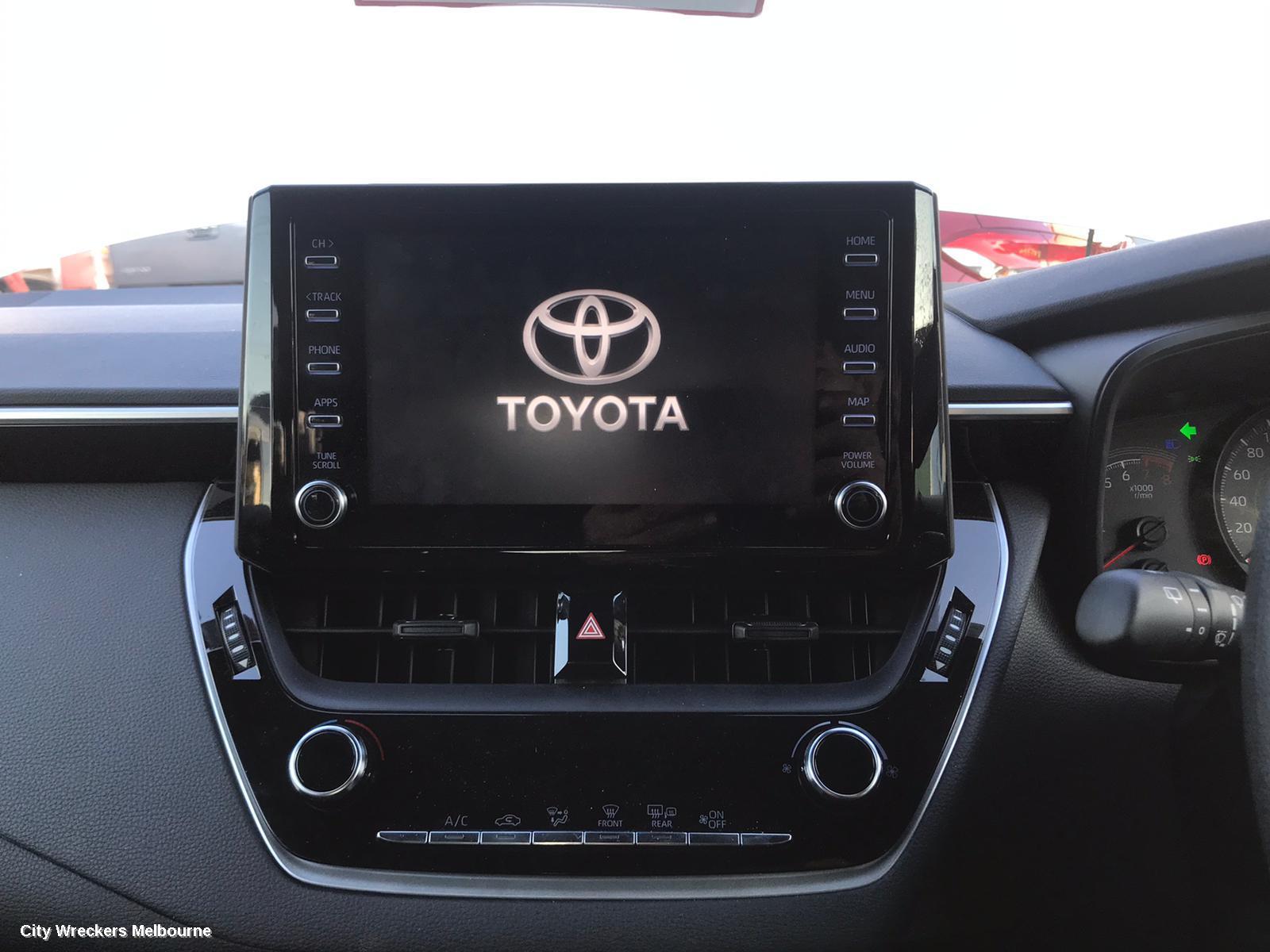 TOYOTA COROLLA BADGE, E210, 07/2018 ONWARDS