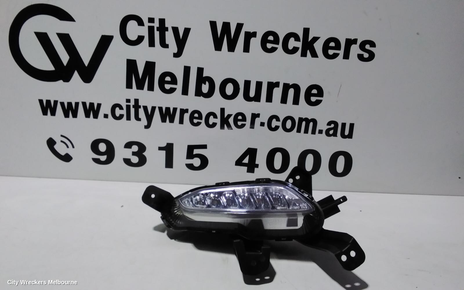 HYUNDAI I30 LEFT INDICATOR/FOG/SIDE, DAYTIME RUNNING LAMP, PD, HATCH (S. KOREA VIN KMMH, GO/ACTIVE/ELITE/SR, SINGLE LED TYPE (3 PIN PLUG), 03/2017 - 08/2020