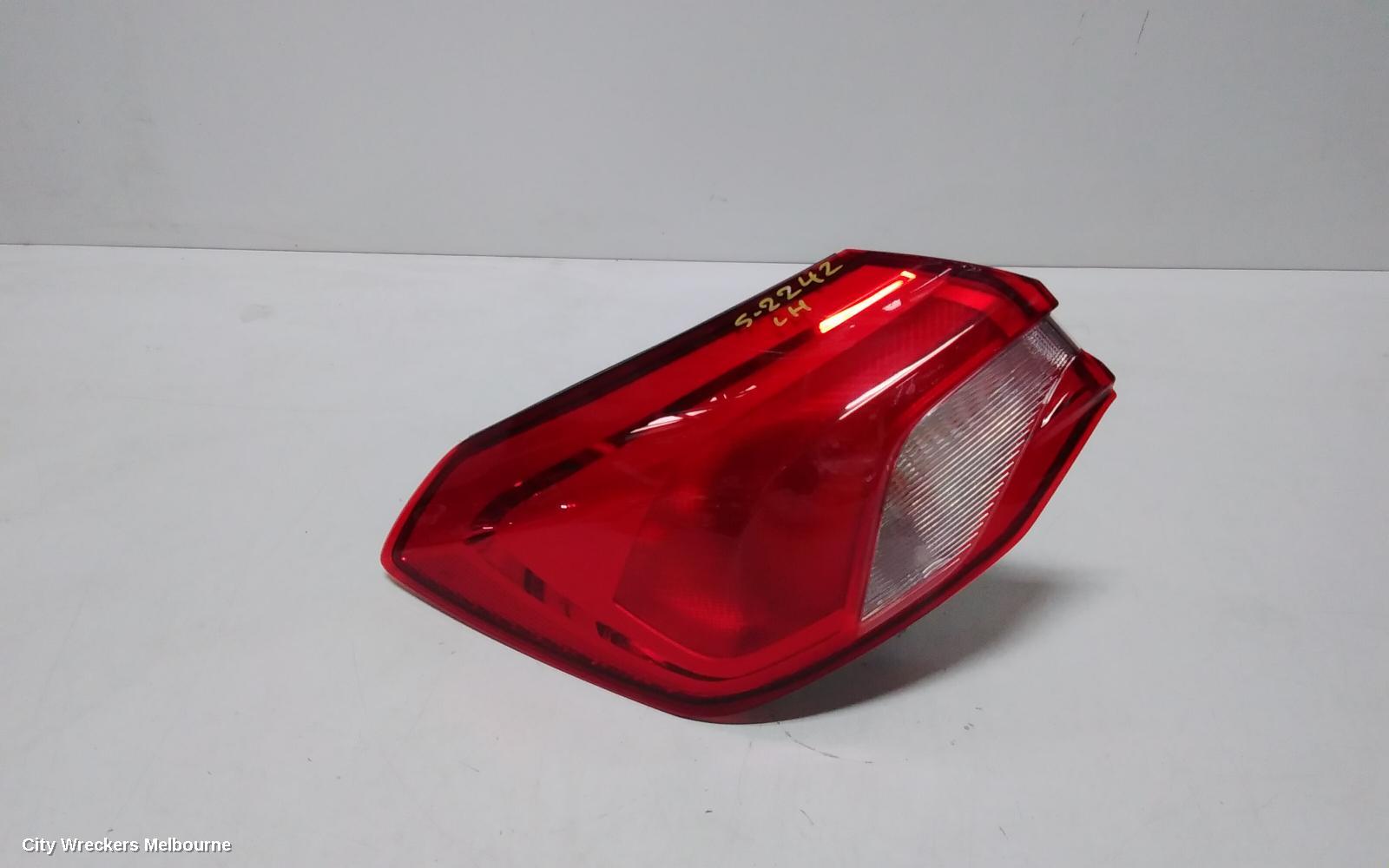 FORD FOCUS LEFT TAILLIGHT, SA, HATCH, NON LED TYPE, 10/2018 ONWARDS