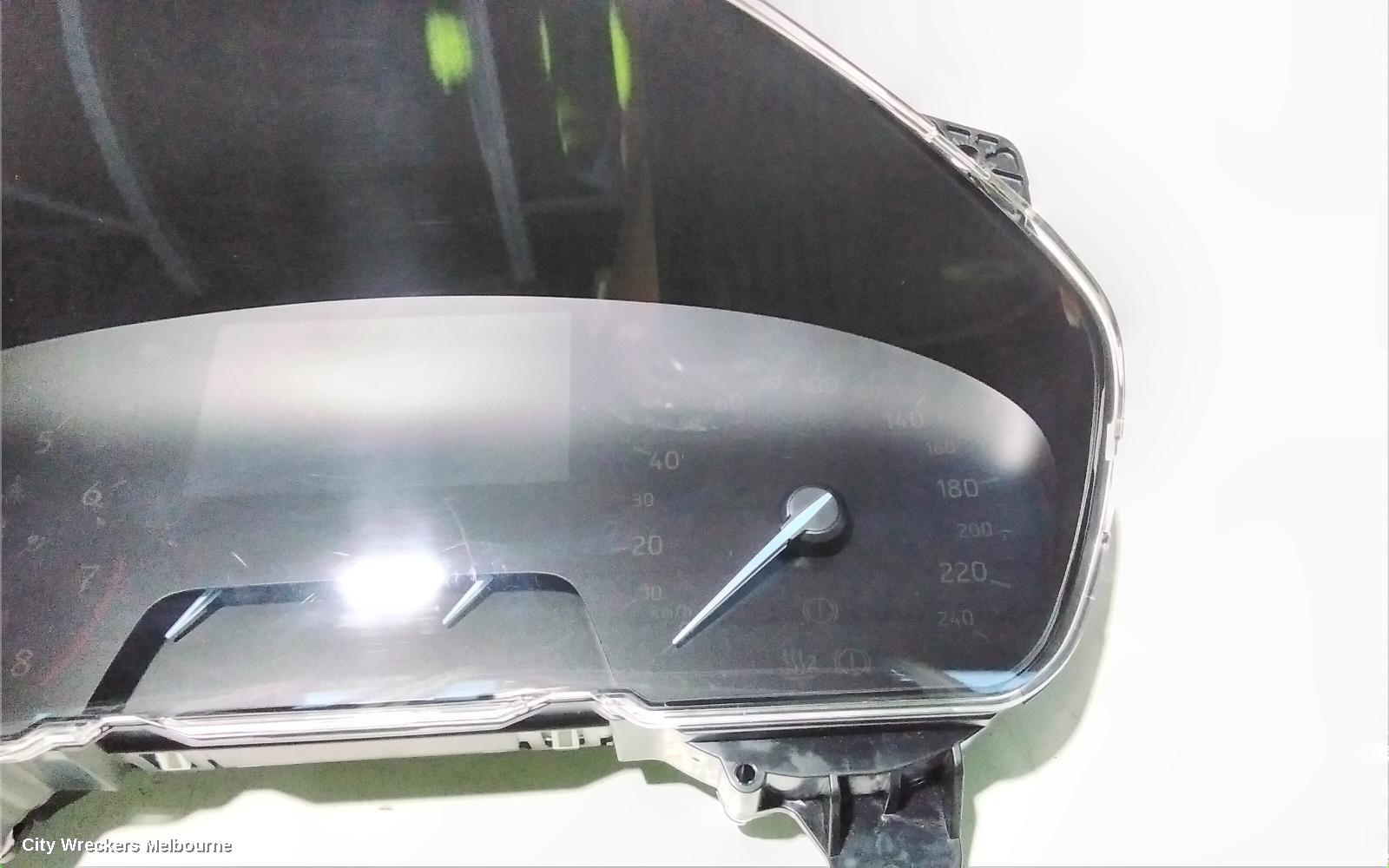 FORD FOCUS INSTRUMENT CLUSTER, AUTO T/M, PETROL, SA, 10/2018 ONWARDS