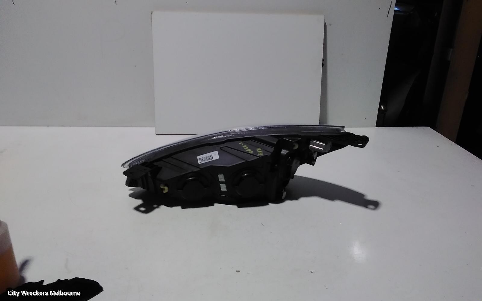 FORD FOCUS RIGHT HEADLAMP, SA, HALOGEN TYPE, 10/2018 ONWARDS