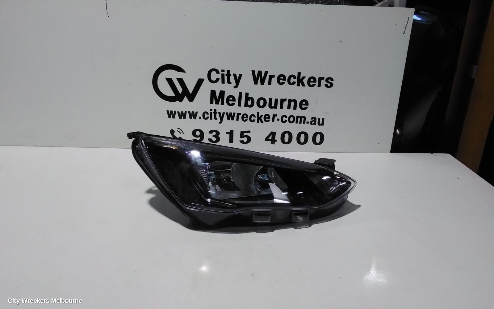FORD FOCUS RIGHT HEADLAMP, SA, HALOGEN TYPE, 10/2018 ONWARDS