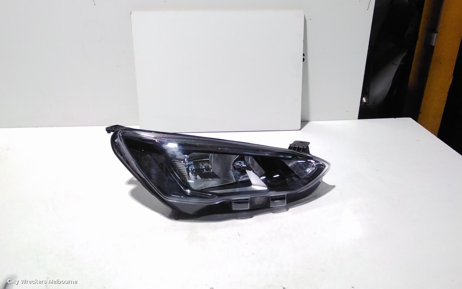 FORD FOCUS RIGHT HEADLAMP, SA, HALOGEN TYPE, 10/2018 ONWARDS