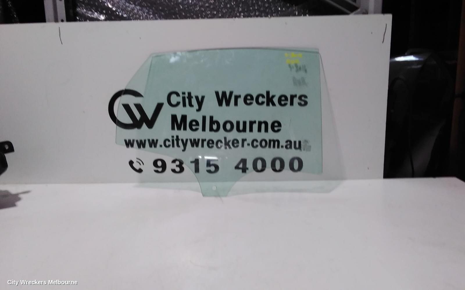FORD FOCUS RIGHT REAR DOOR WINDOW, LW, 08/2011 - 08/2015