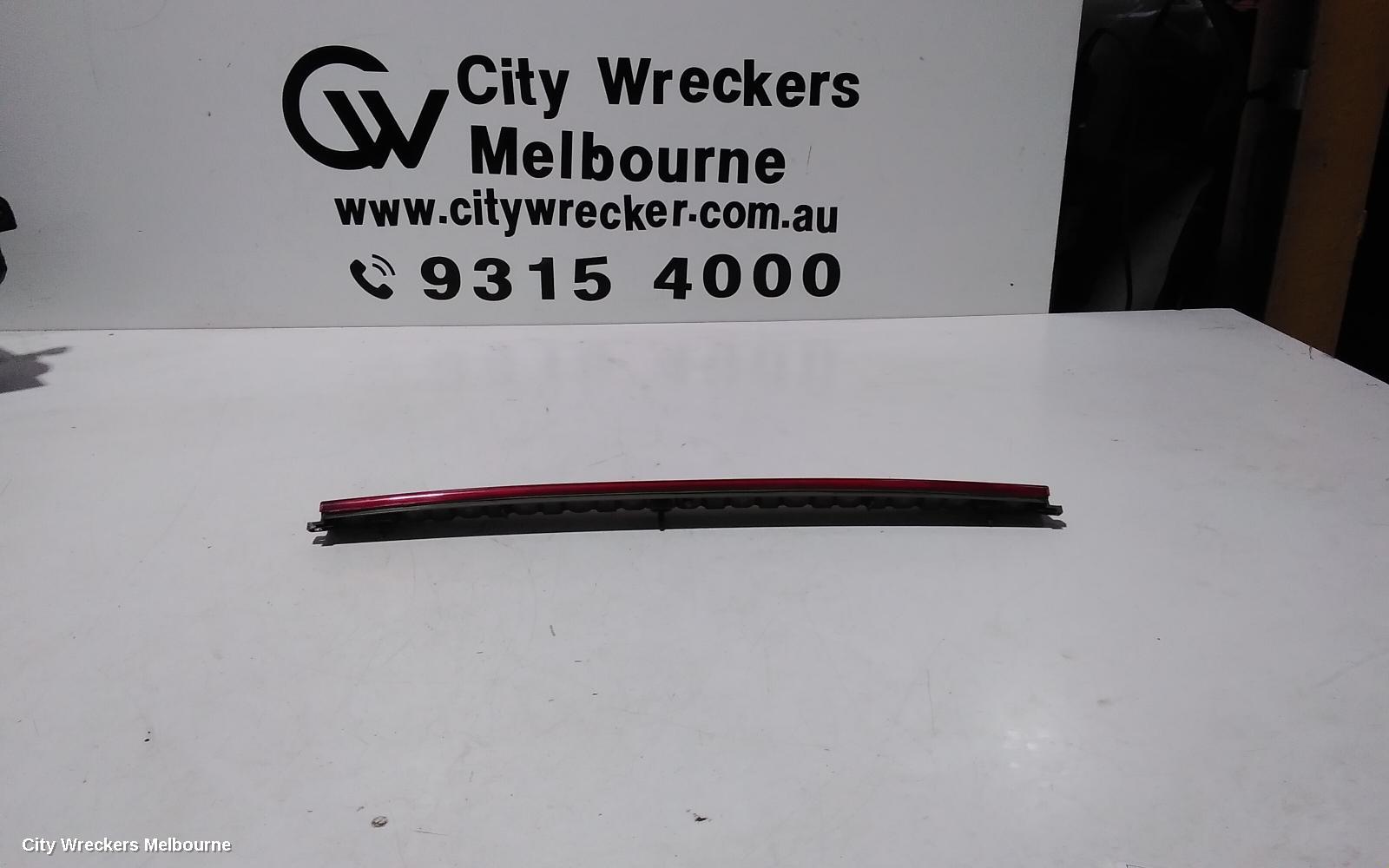 TOYOTA TARAGO REAR GARNISH, TAILGATE GARNISH (CENTRE), ACR50R, 03/2006 - 06/2020
