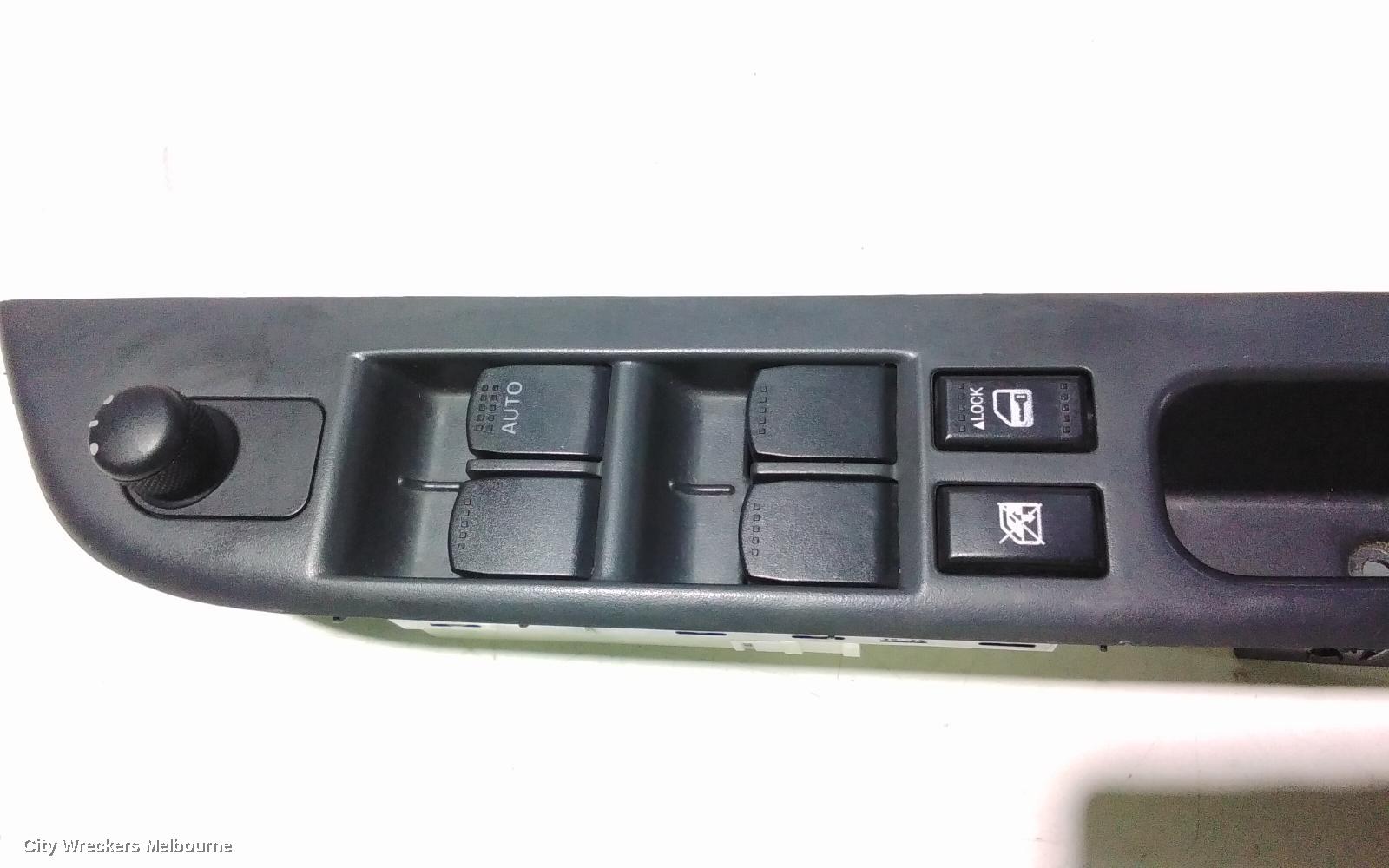 SUZUKI SWIFT PWR DR WIND SWITCH, RH FRONT (MASTER SWITCH), RS415/RS416, 09/2004 - 02/2011