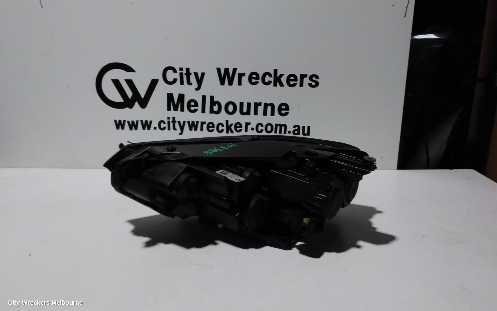 VOLKSWAGEN PASSAT RIGHT HEADLAMP, B8/MK7, HALOGEN TYPE, 06/2015 - 10/2019