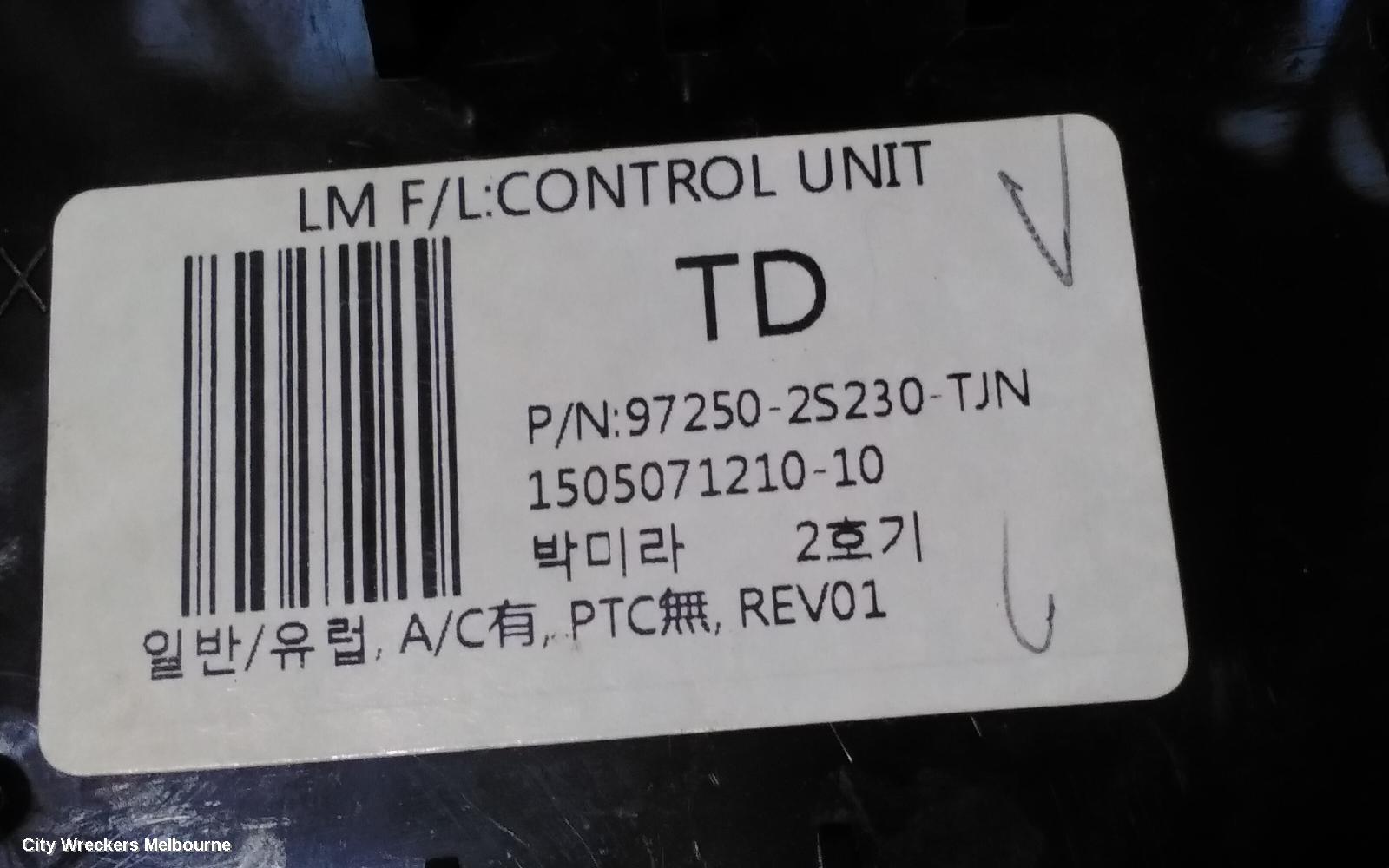 HYUNDAI IX35 HEATER/AC CONTROLS, LM SERIES, STANDARD TYPE (2 BUTTONS ON TOP), 11/2009 - 09/2013