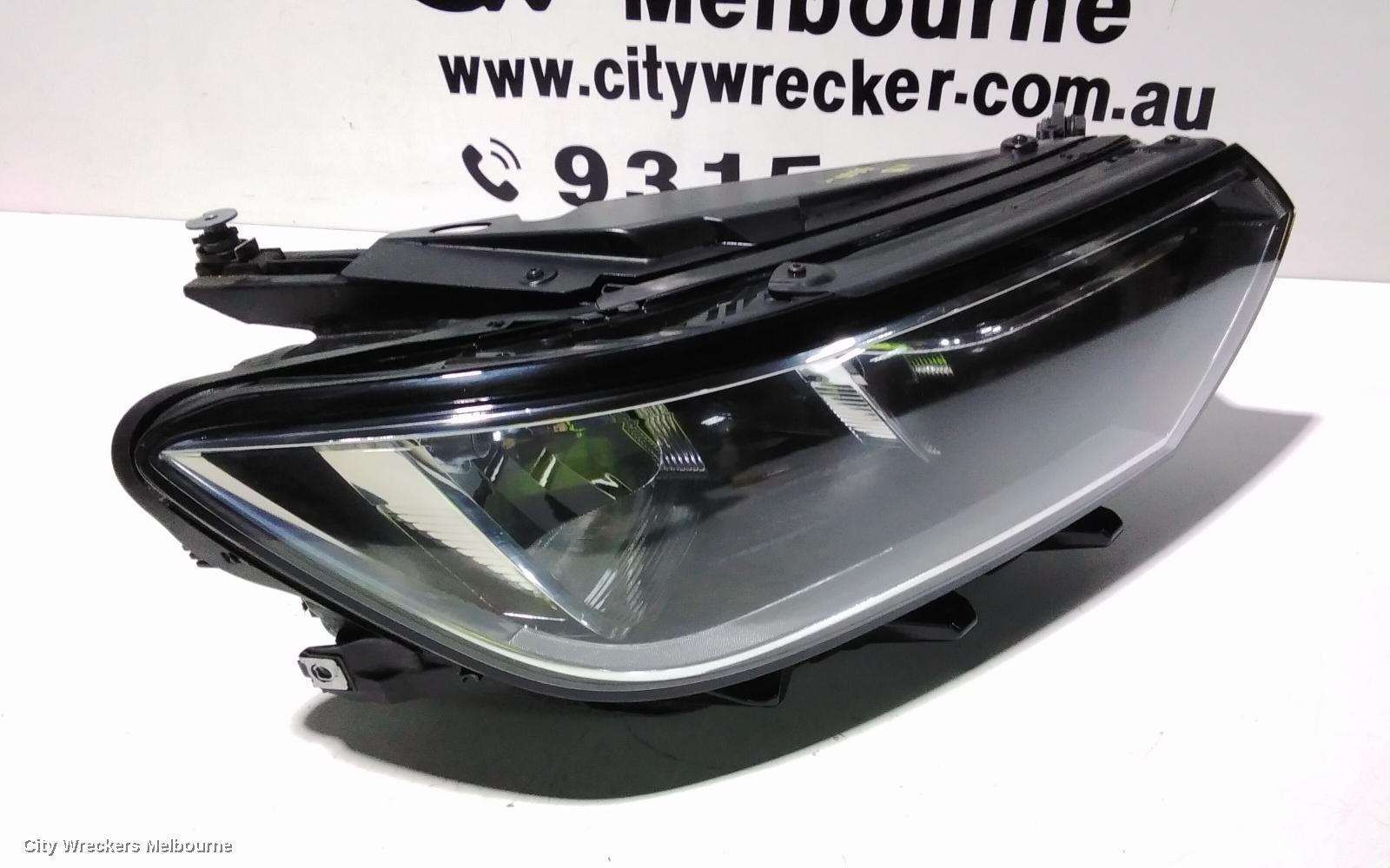 VOLKSWAGEN PASSAT RIGHT HEADLAMP, B8/MK7, HALOGEN TYPE, 06/2015 - 10/2019
