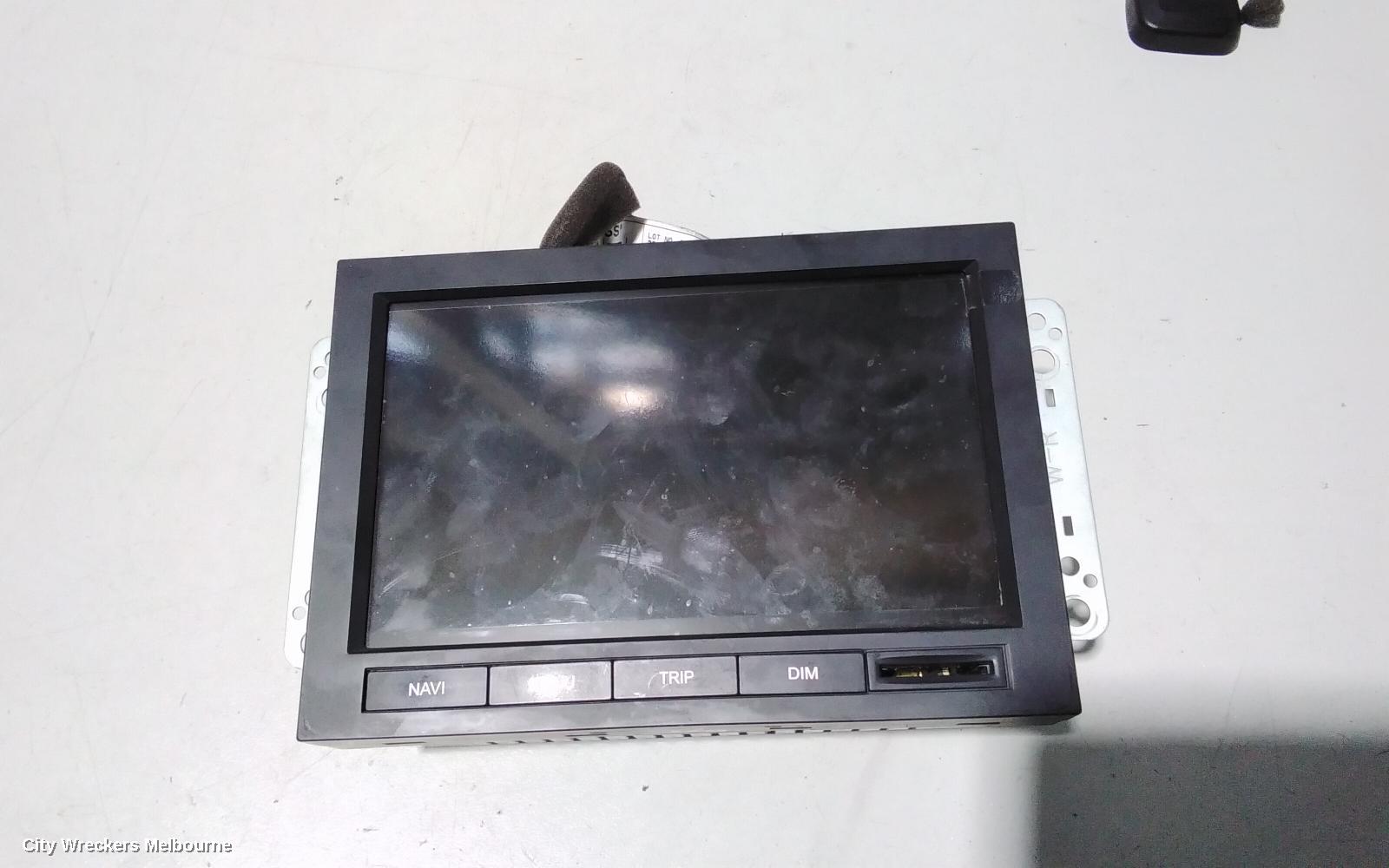 HOLDEN CAPTIVA RADIO/CD/DVD/SAT/TV, DISPLAY UNIT SURROUND ONLY, SAT NAV TYPE, CG, 01/2011 - 09/2015