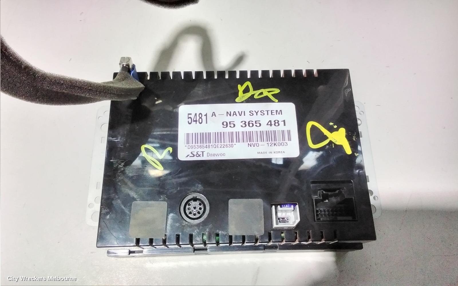 HOLDEN CAPTIVA RADIO/CD/DVD/SAT/TV, DISPLAY UNIT SURROUND ONLY, SAT NAV TYPE, CG, 01/2011 - 09/2015
