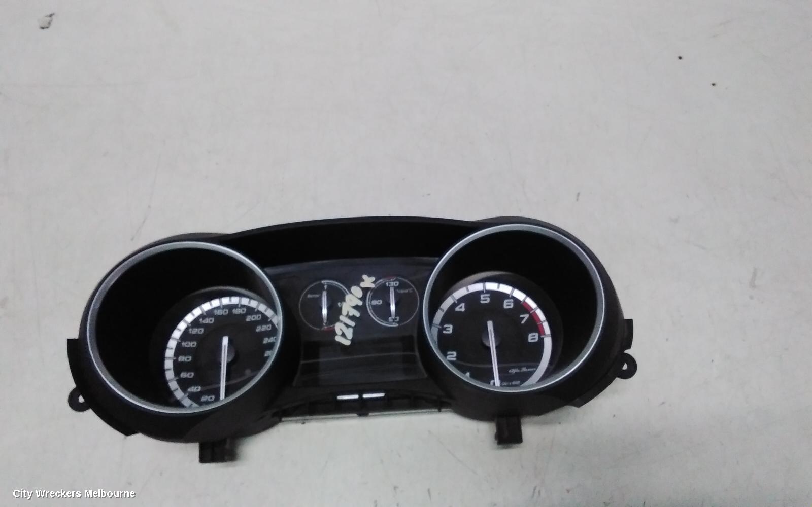ALFA ROMEO GIULIETTA INSTRUMENT CLUSTER, 940 SERIES, 01/2011 - 12/2020