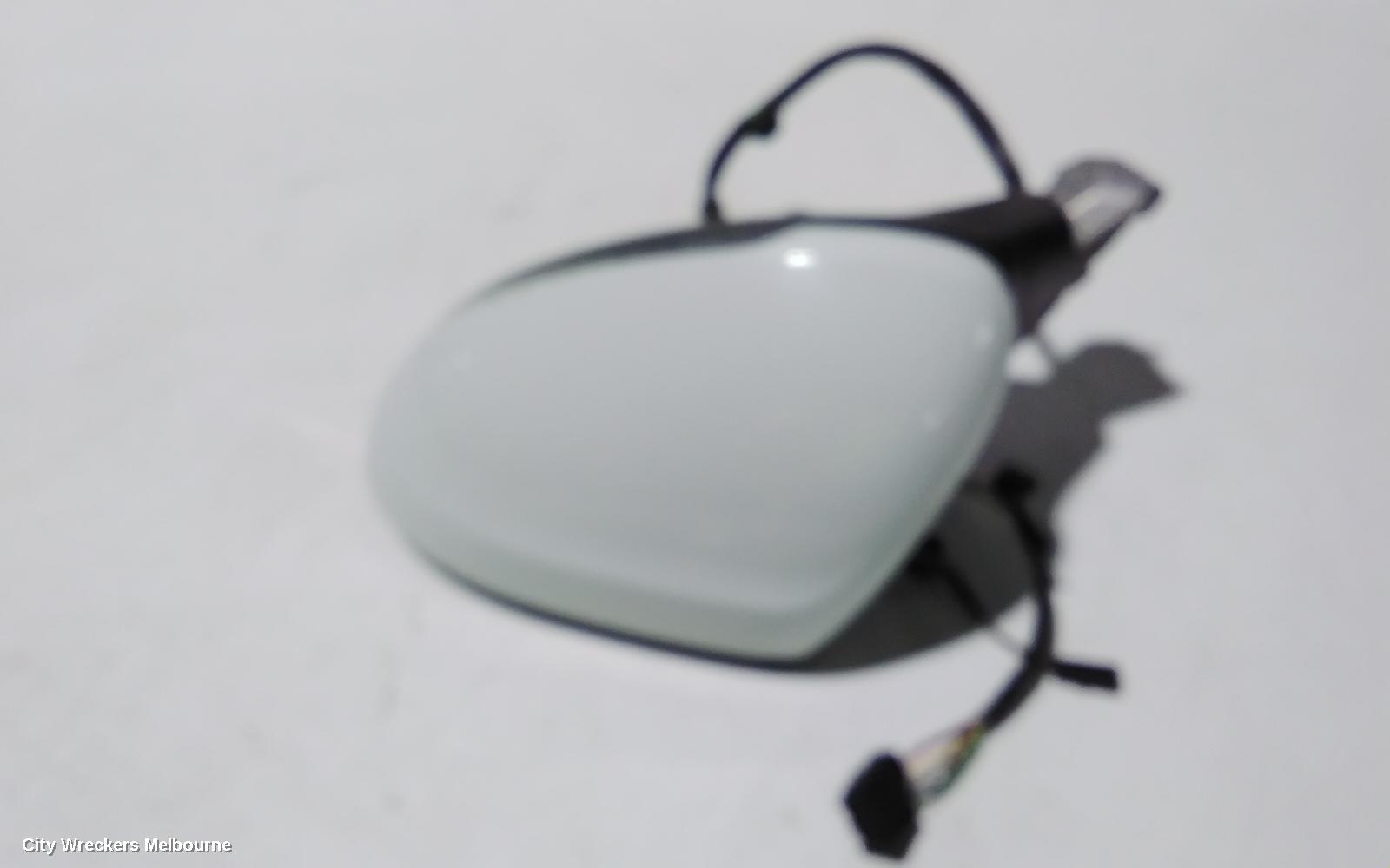 VOLKSWAGEN PASSAT LEFT DOOR MIRROR, B8/MK7, NON POWER FOLD TYPE, 06/2015 ONWARDS