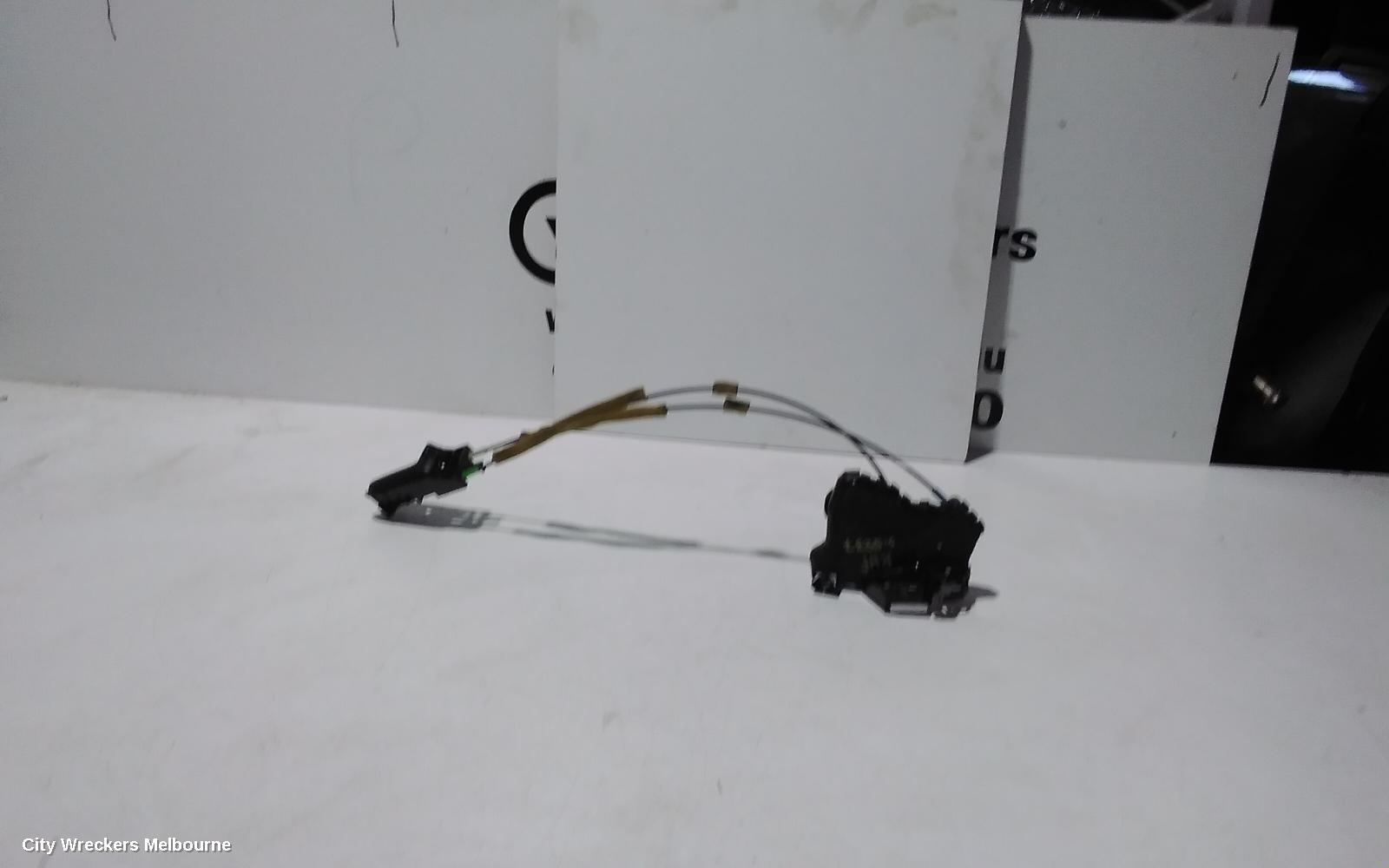 TOYOTA HIACE DOOR/BOOT/GATE LOCK, RIGHT FRONT DOOR LOCK, TRH/KDH, 03/2005 - 04/2019