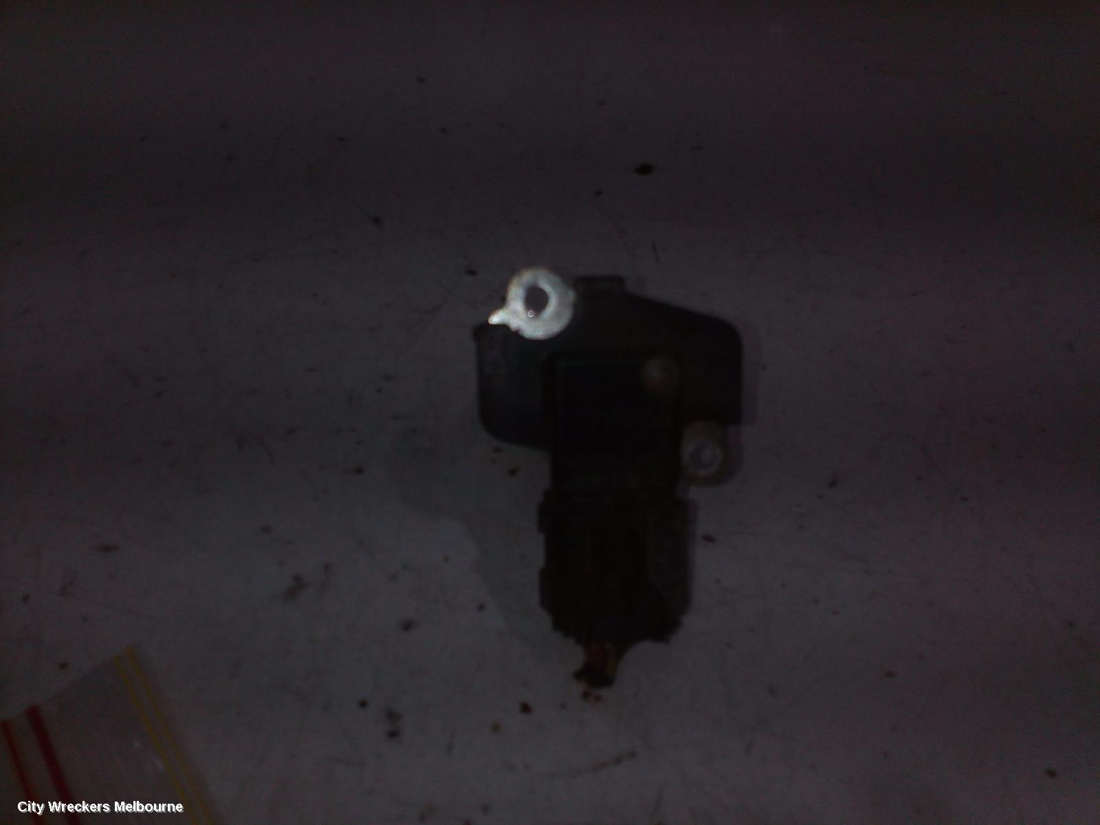 TOYOTA HIACE AIR FLOW METER, 2.7, PETROL, TRH, 03/2005 - 04/2019