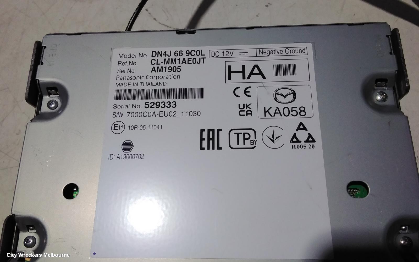MAZDA MX30 RADIO/CD/DVD/SAT/TV, HEAD UNIT, DR, 11/2020 ONWARDS