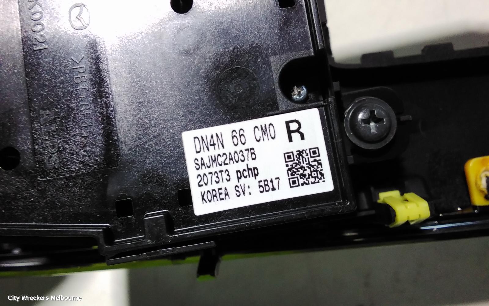 MAZDA MX30 RADIO/CD/DVD/SAT/TV, HEAD UNIT, DR, 11/2020 ONWARDS