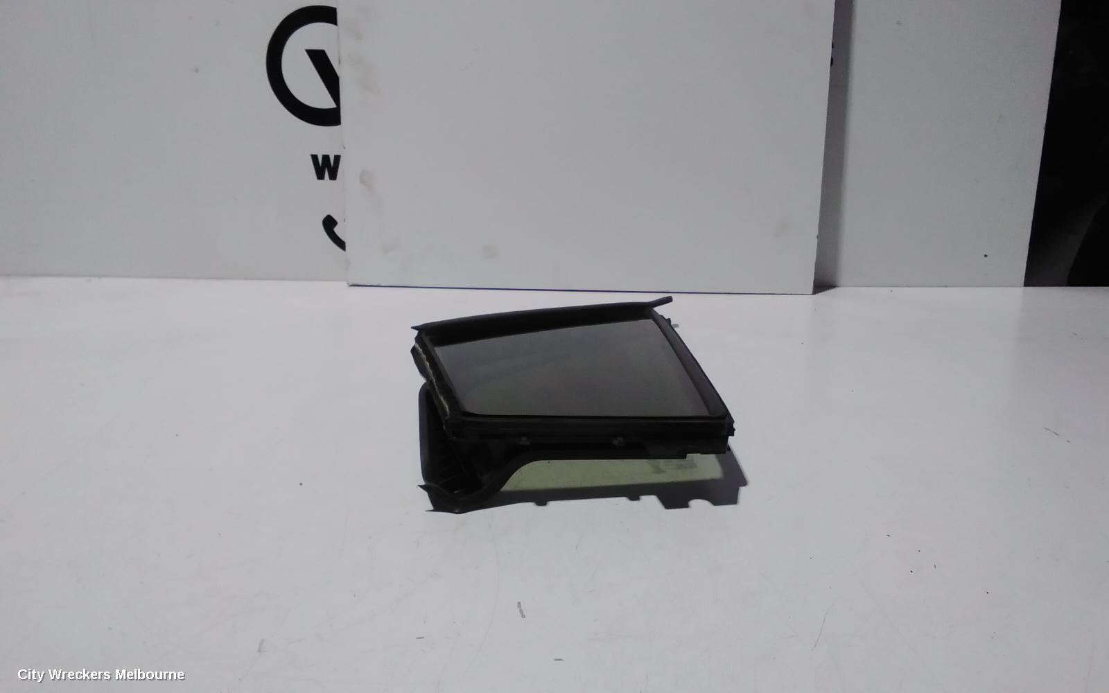 TOYOTA HIACE LEFT FRONT 1/4 DOOR GLASS, 300 SERIES, 02/2019 ONWARDS