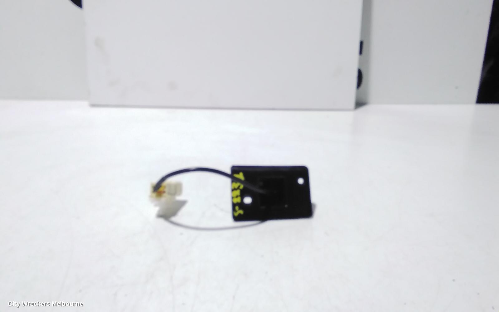MITSUBISHI OUTLANDER REVERSE CAMERA, REVERSE CAMERA, ZJ, 10/2012 - 03/2015
