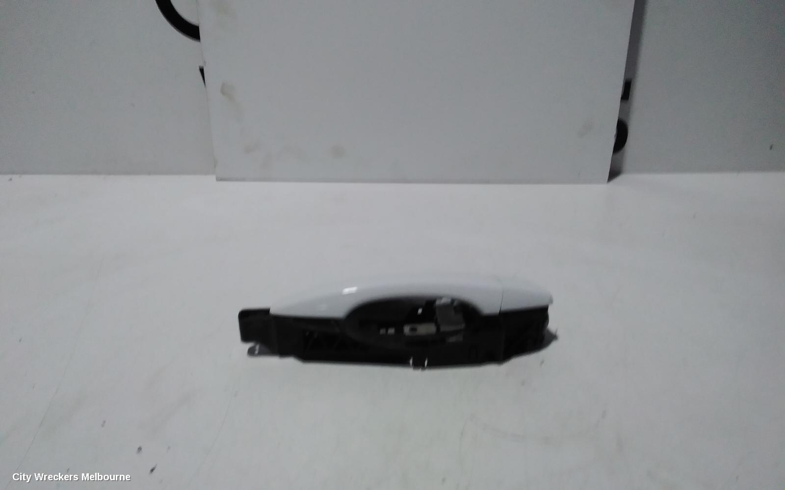 PEUGEOT 308 DOOR HANDLE, T9, 10/2014 - 05/2021