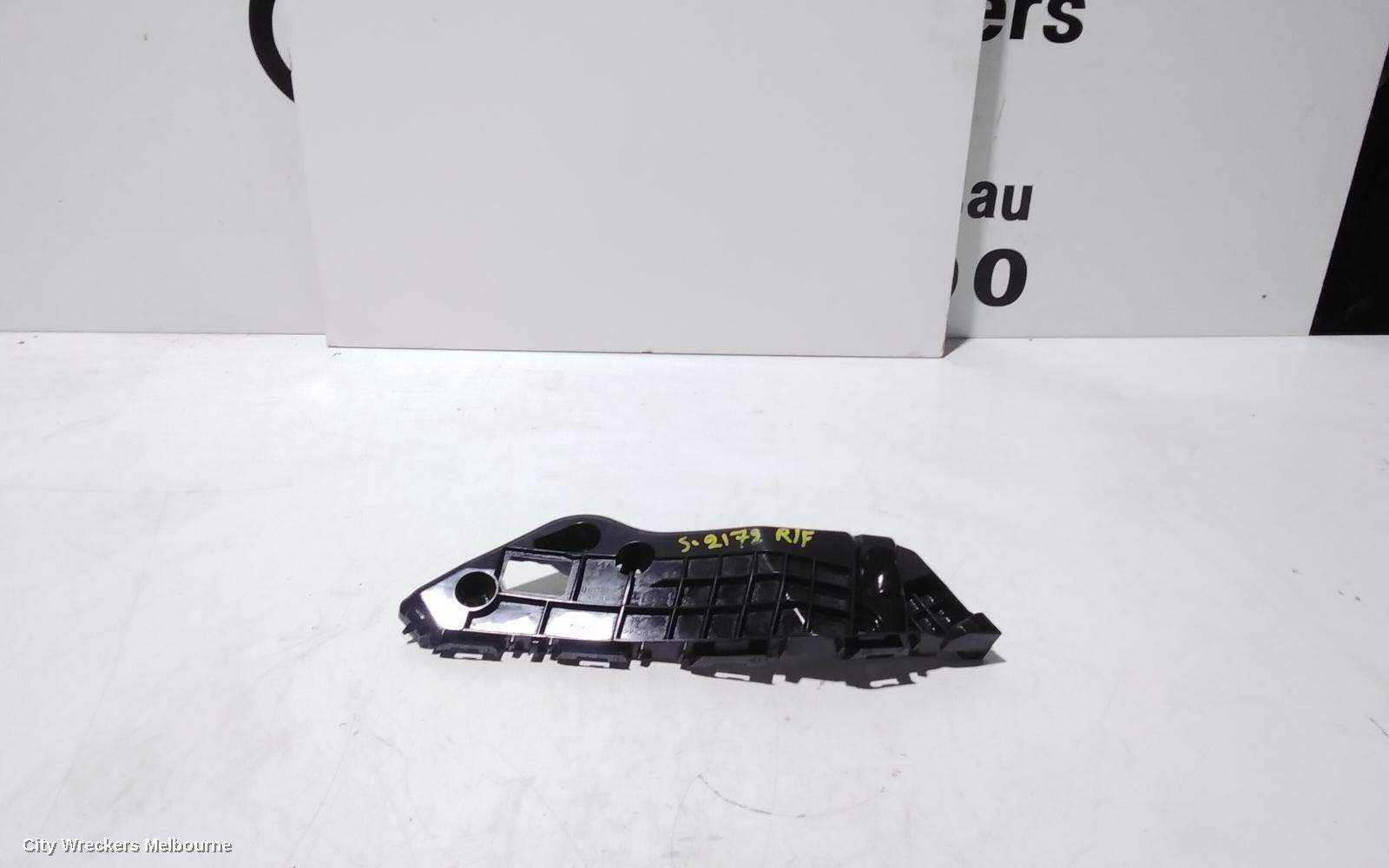 TOYOTA RAV4, XA40, 12/2012 - 12/2018, RHF BAR SLIDER: 102382
