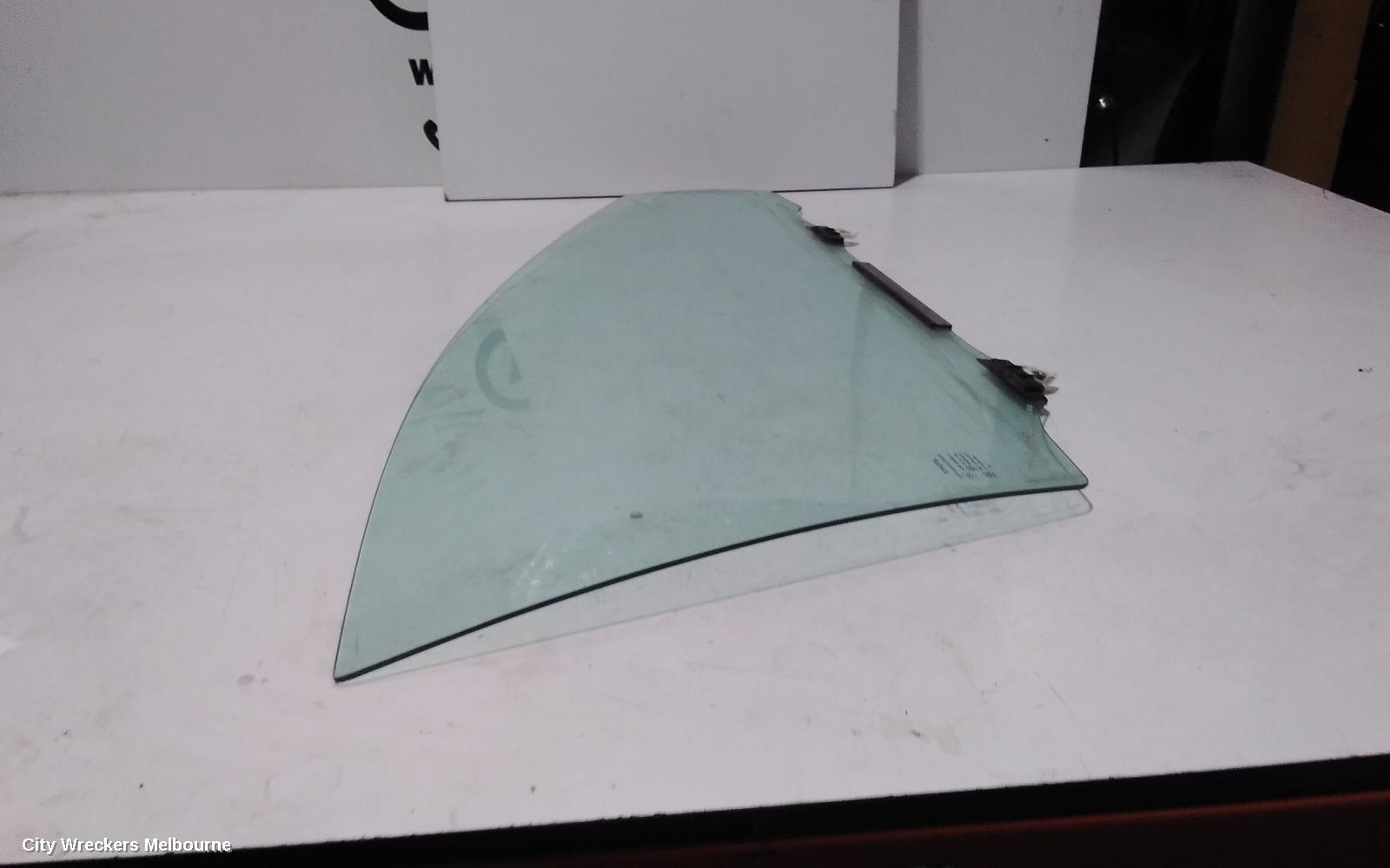 TOYOTA COROLLA RIGHT FRONT DOOR WINDOW, ZRE172R, 12/2013 - 06/2019