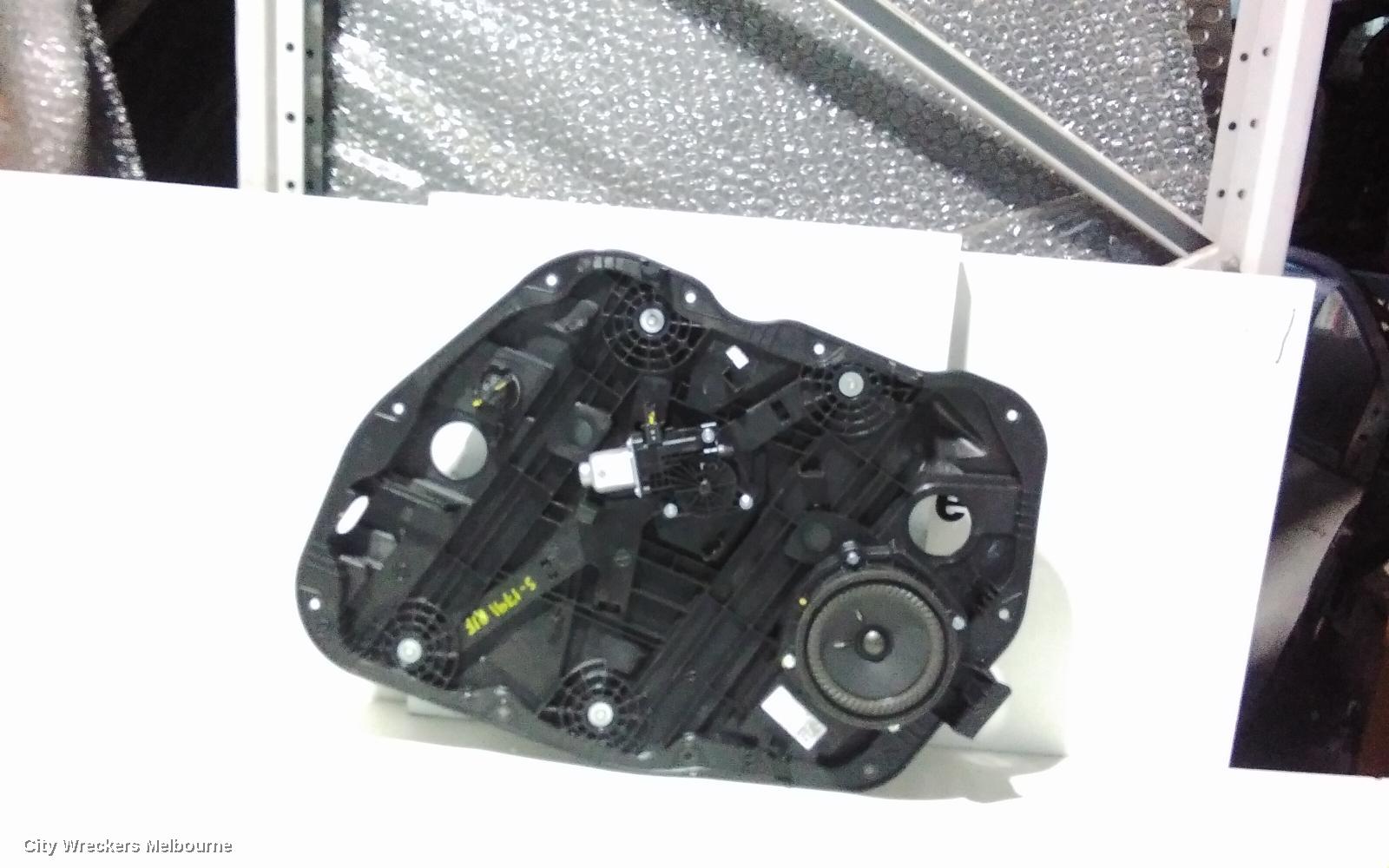 KIA SELTOS RIGHT FRONT WINDOW REG/MOTOR, SP2, 07/2019 ONWARDS
