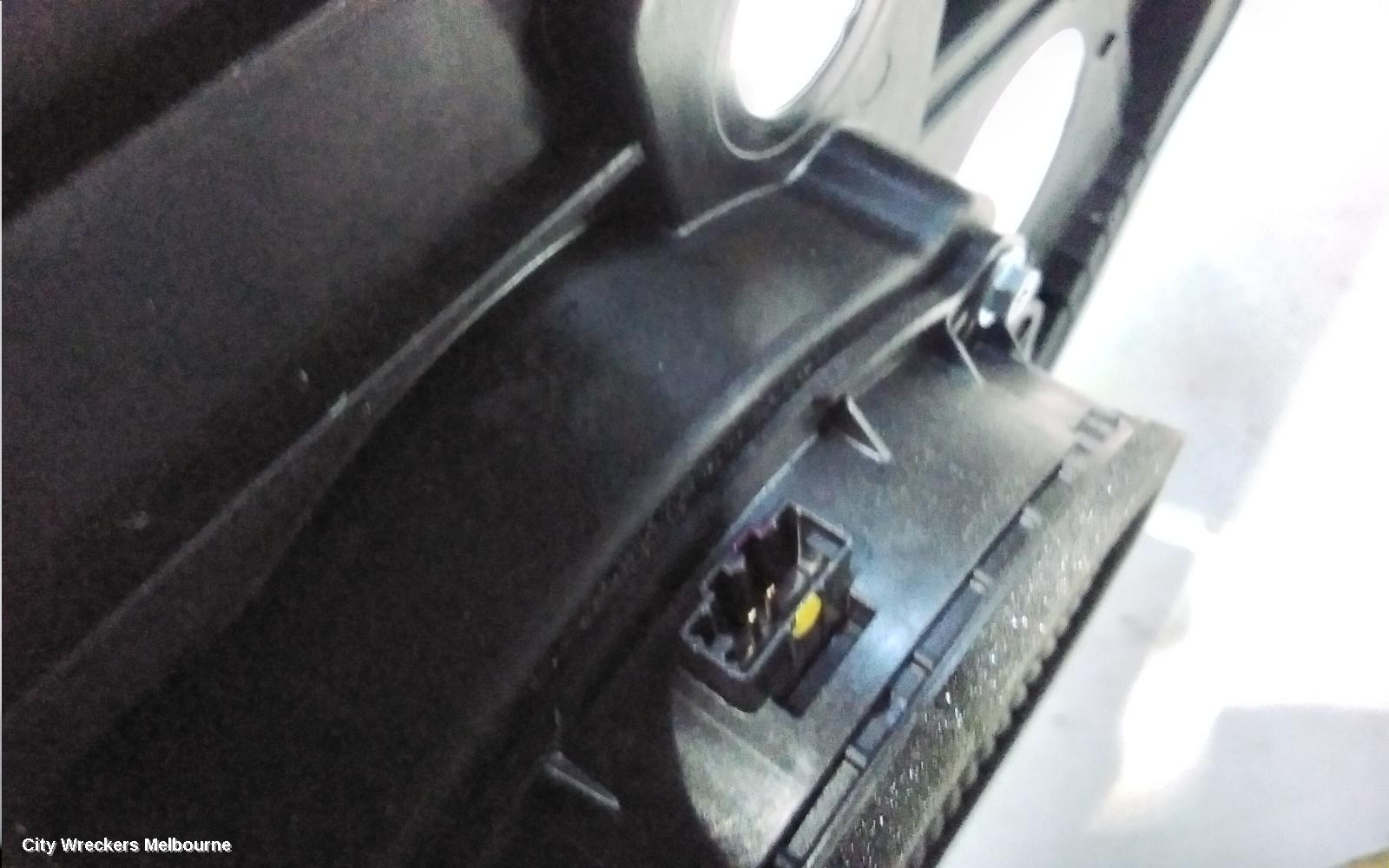 KIA SELTOS RIGHT FRONT WINDOW REG/MOTOR, SP2, 07/2019 ONWARDS