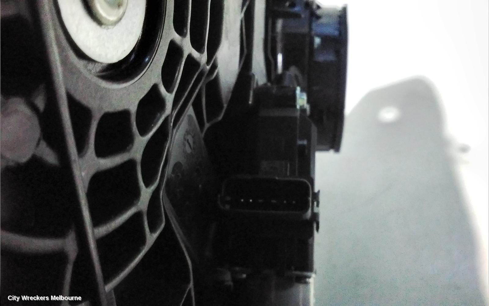 KIA SELTOS RIGHT FRONT WINDOW REG/MOTOR, SP2, 07/2019 ONWARDS