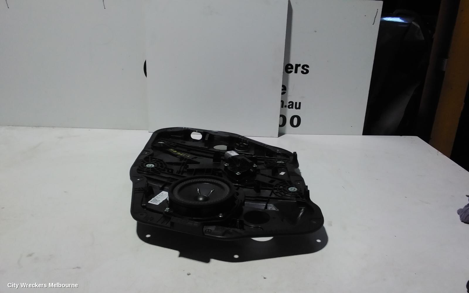 KIA SELTOS RIGHT FRONT WINDOW REG/MOTOR, SP2, 07/2019 ONWARDS