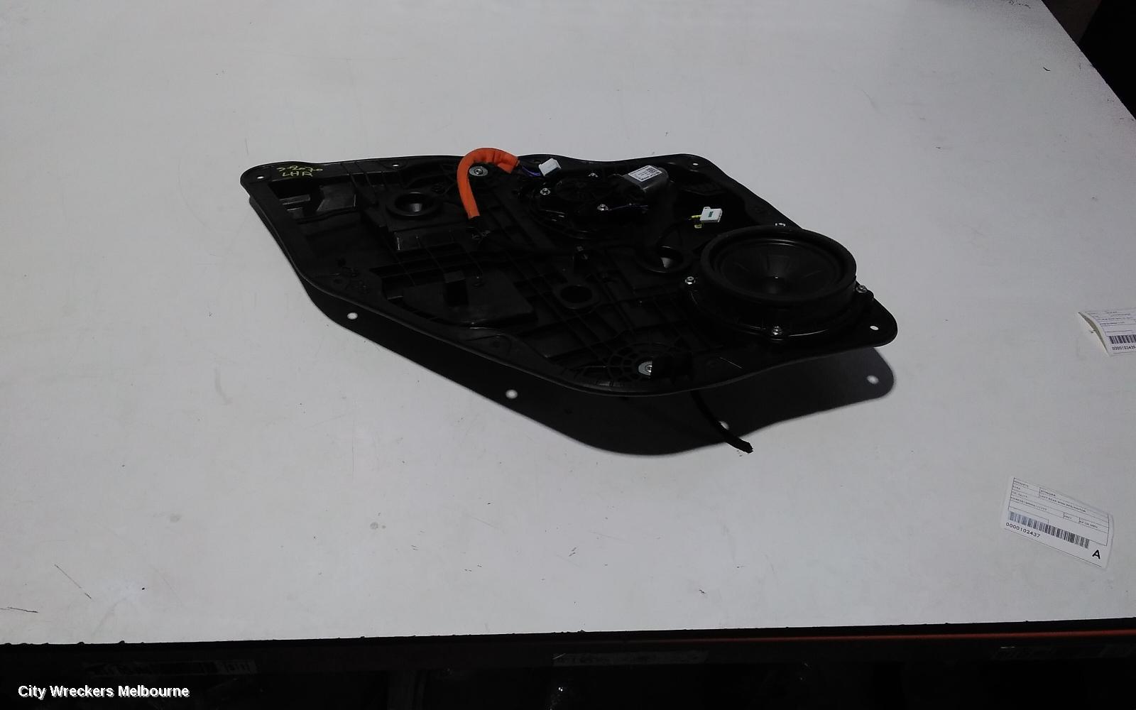 KIA STINGER LEFT REAR WND REG/MOTOR, CK, 06/2017 - 04/2023